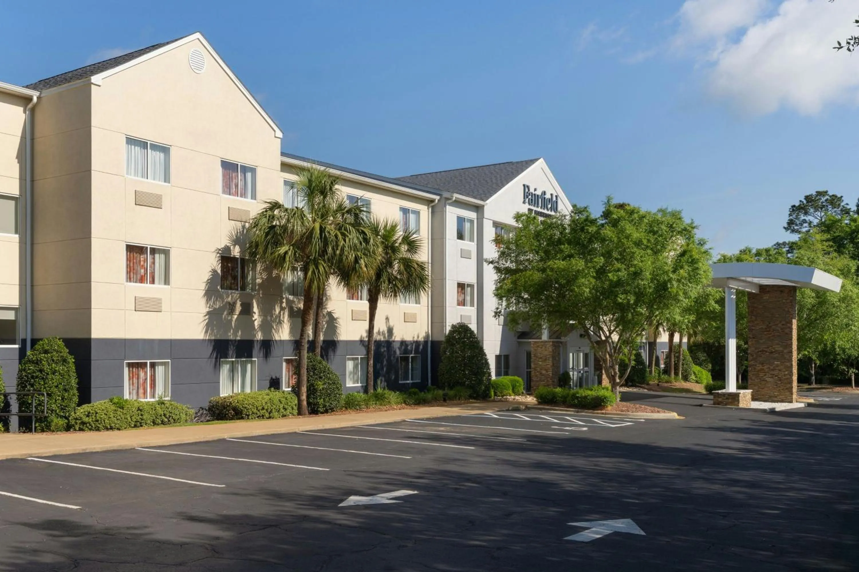 Property building in Fairfield Inn Tallahassee North/I-10
