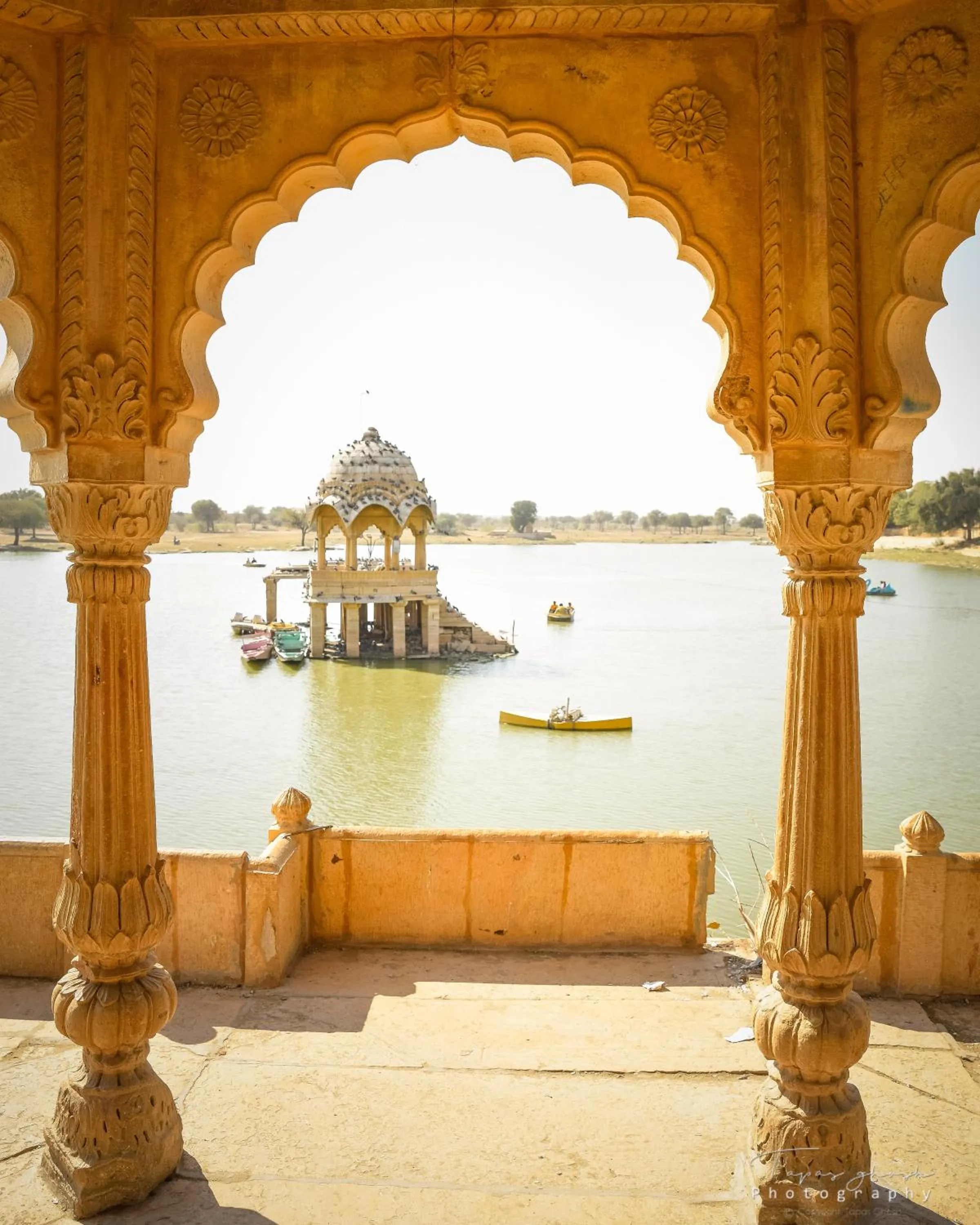 Lake view in Blue Eye Hostel