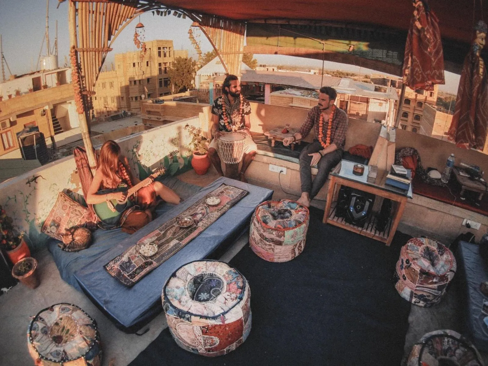 Nightclub / DJ in Blue Eye Hostel