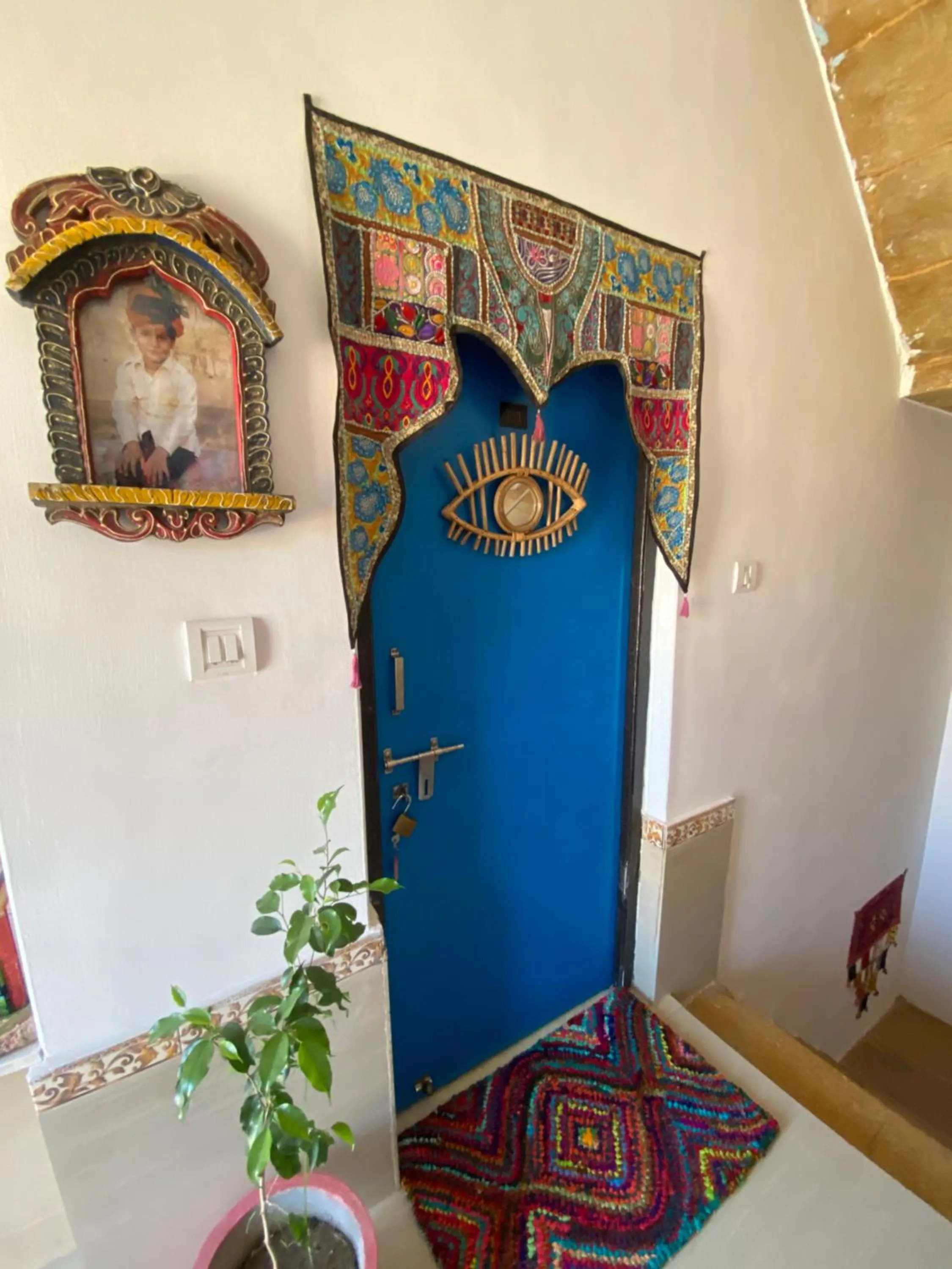 Logo/Certificate/Sign in Blue Eye Hostel