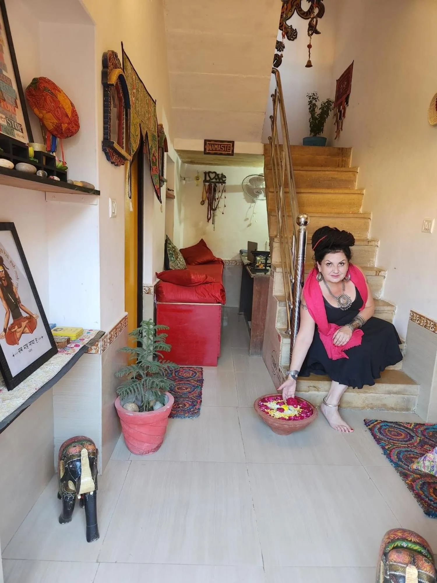 People in Blue Eye Hostel