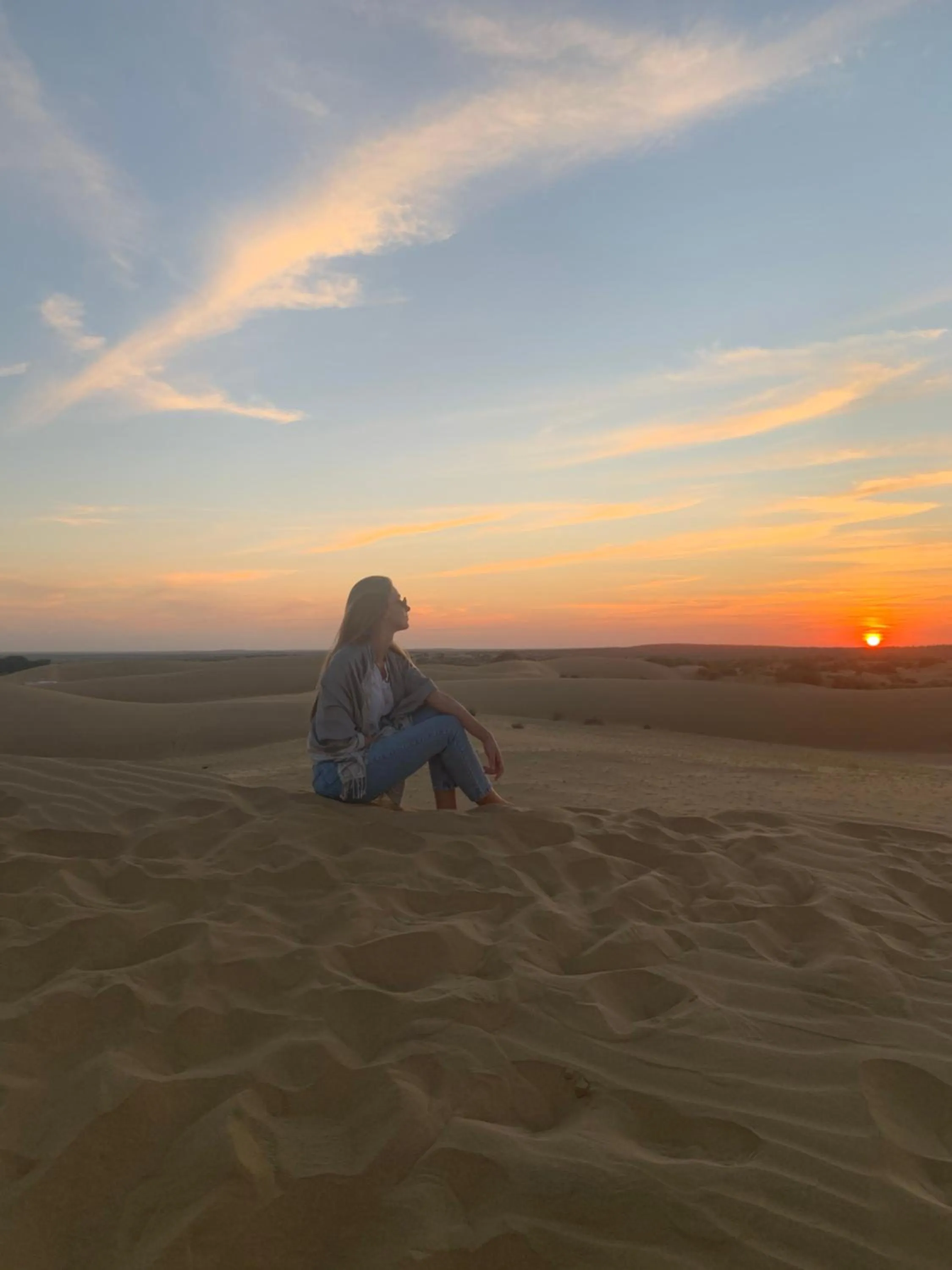 Evening entertainment in Blue Eye Hostel