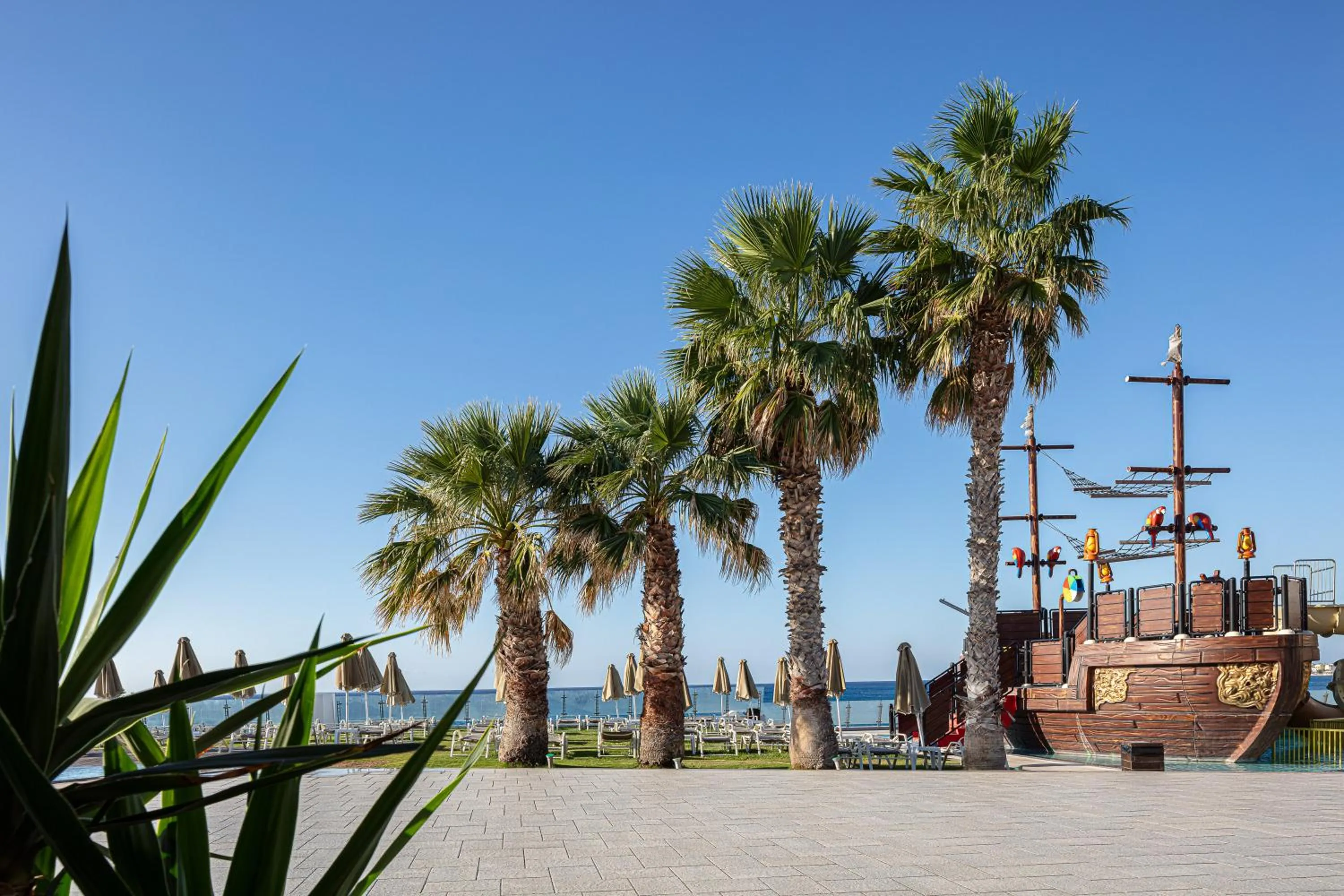 Aqua park in Petra Mare