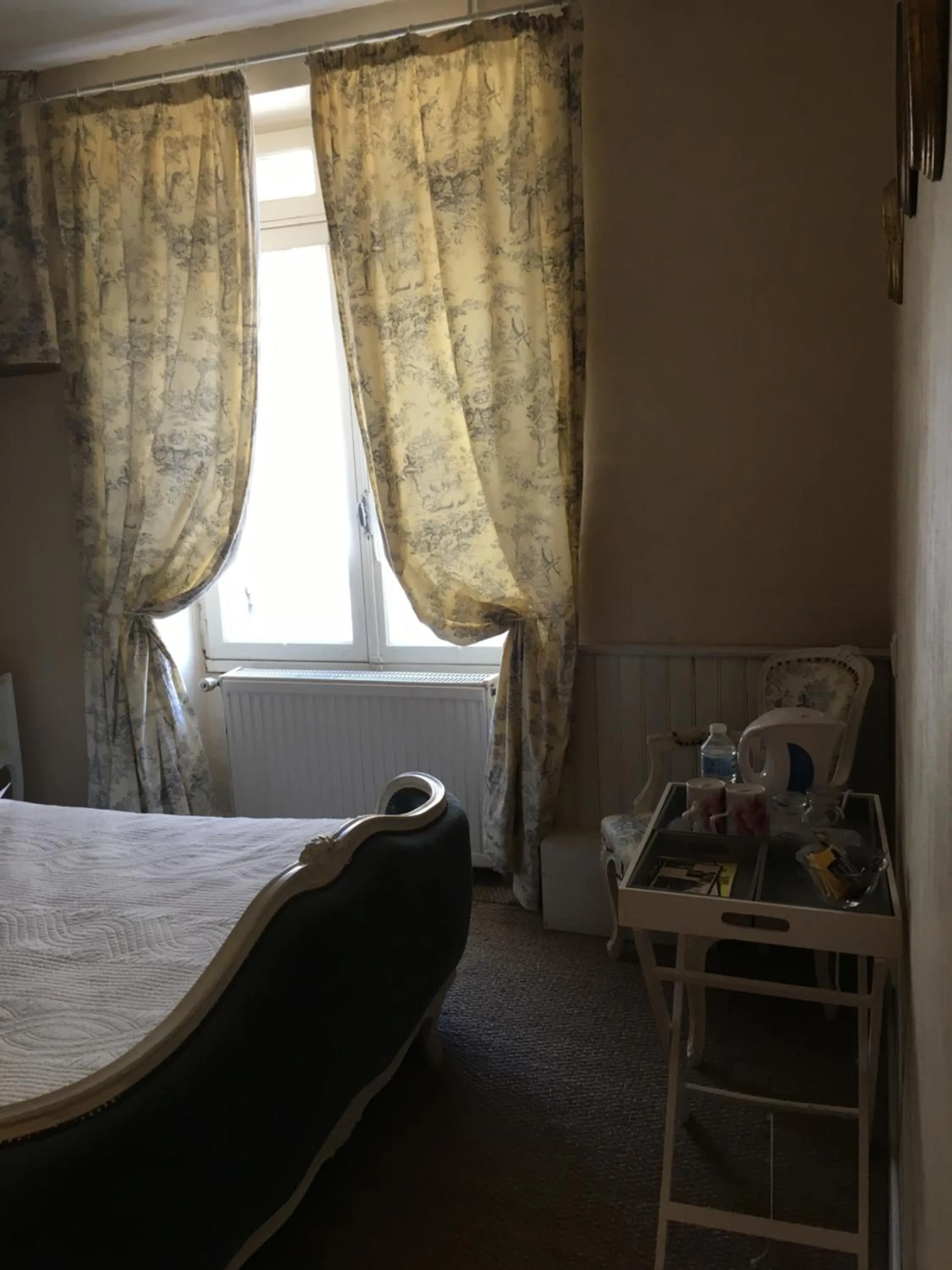 Coffee/tea facilities, Bed in Les Fleurs