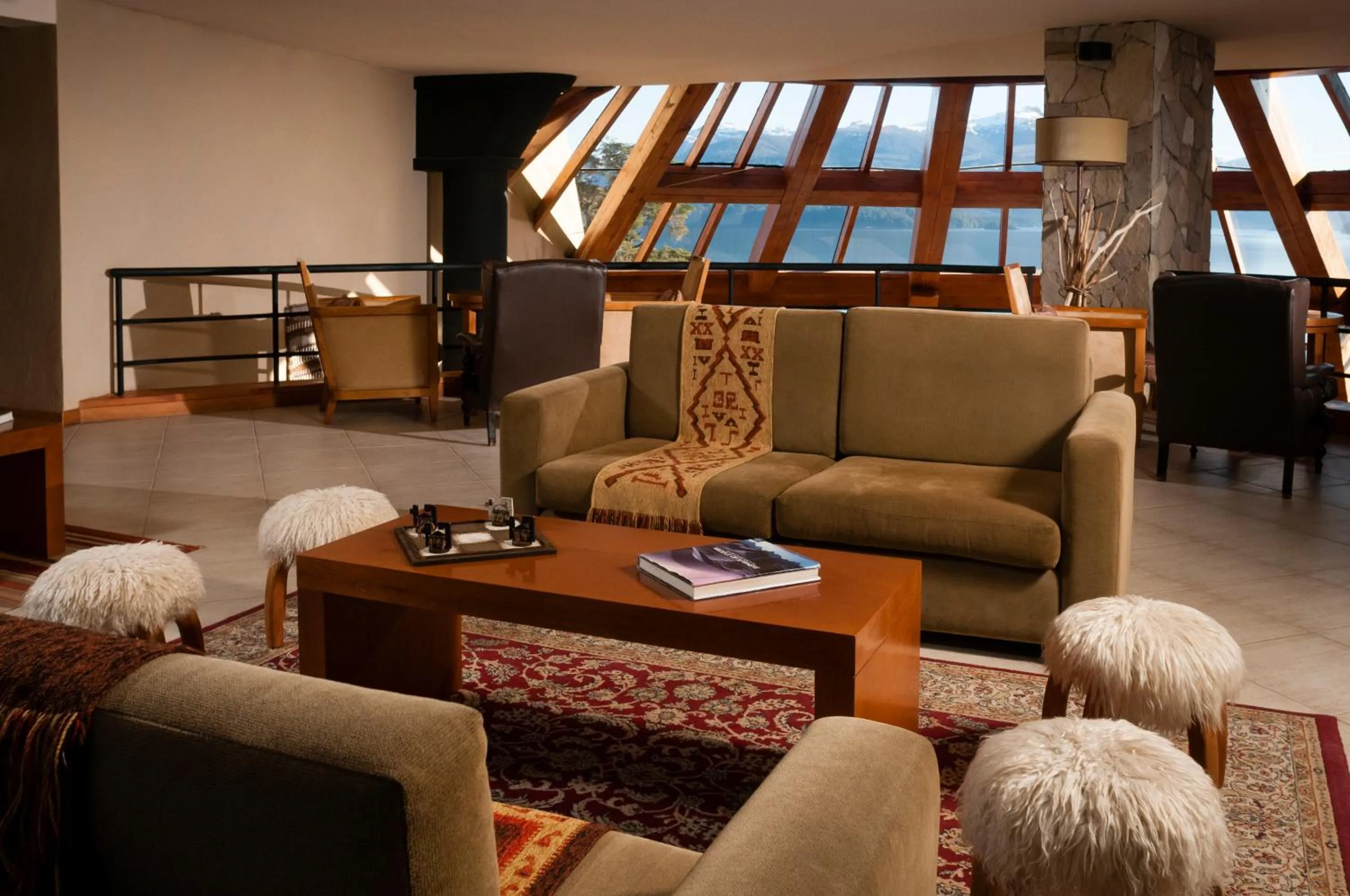 Lounge or bar in Sol Arrayan Hotel & Spa