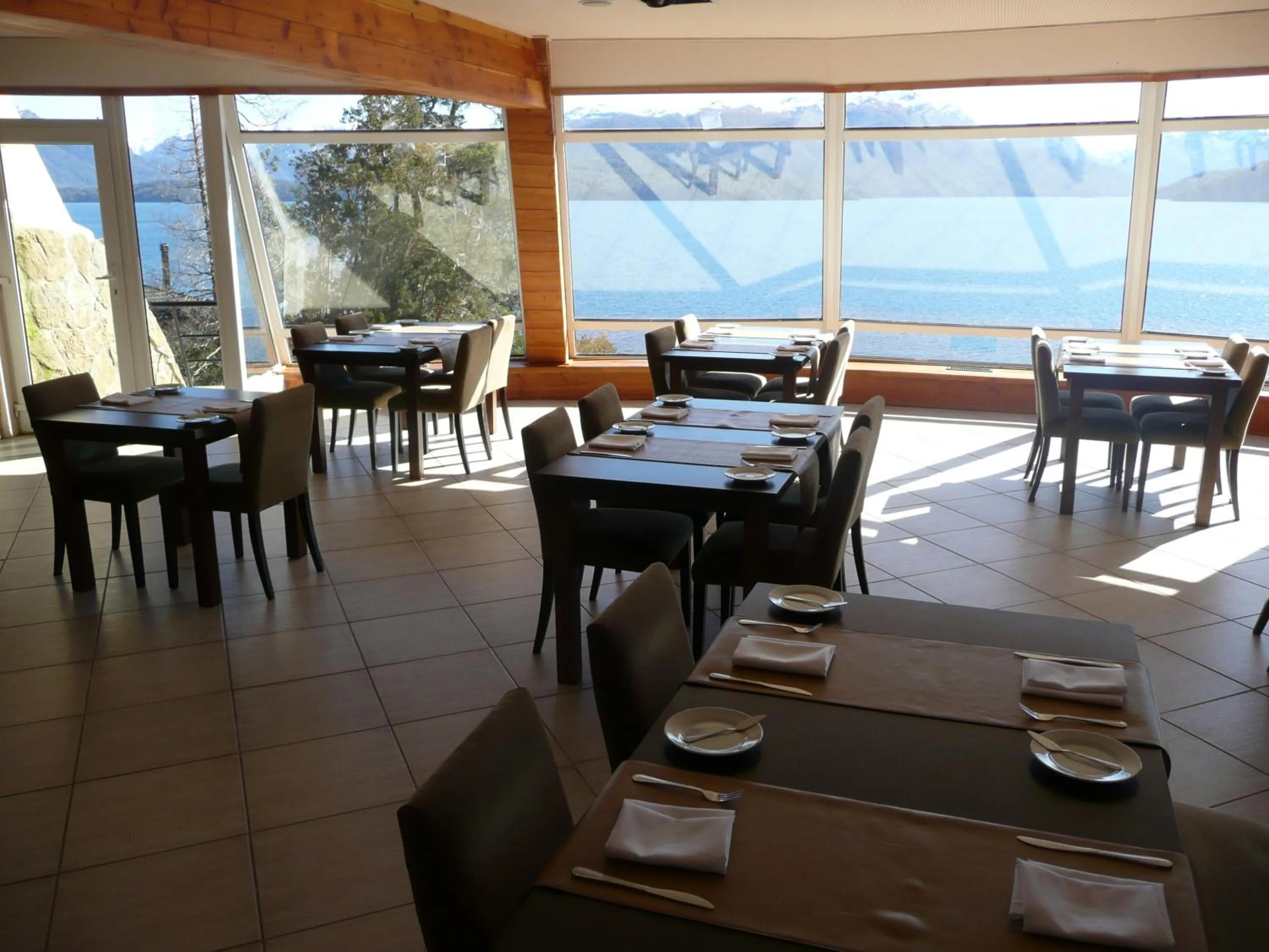 Restaurant/places to eat in Sol Arrayan Hotel & Spa