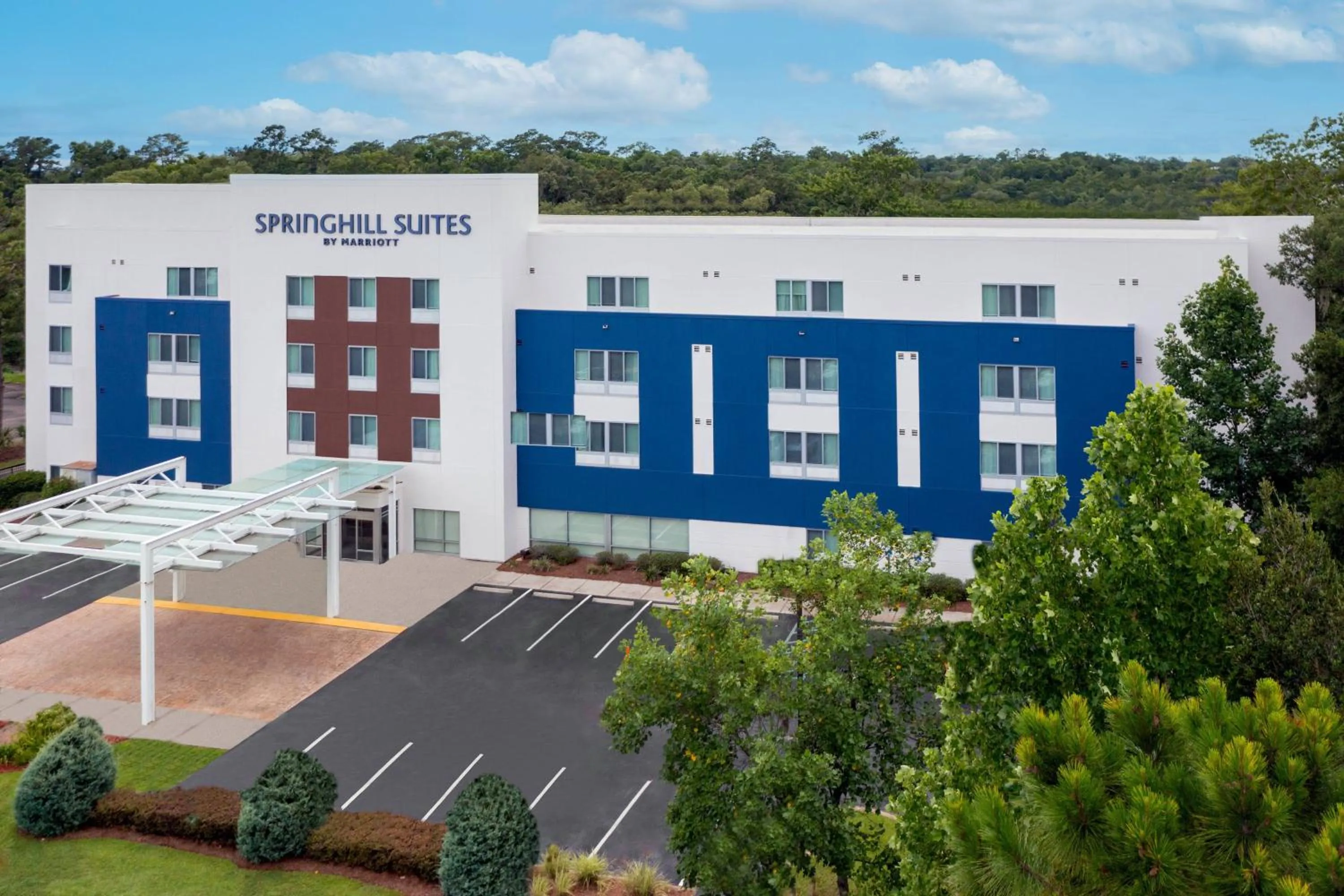 Property building in SpringHill Suites Tallahassee Central