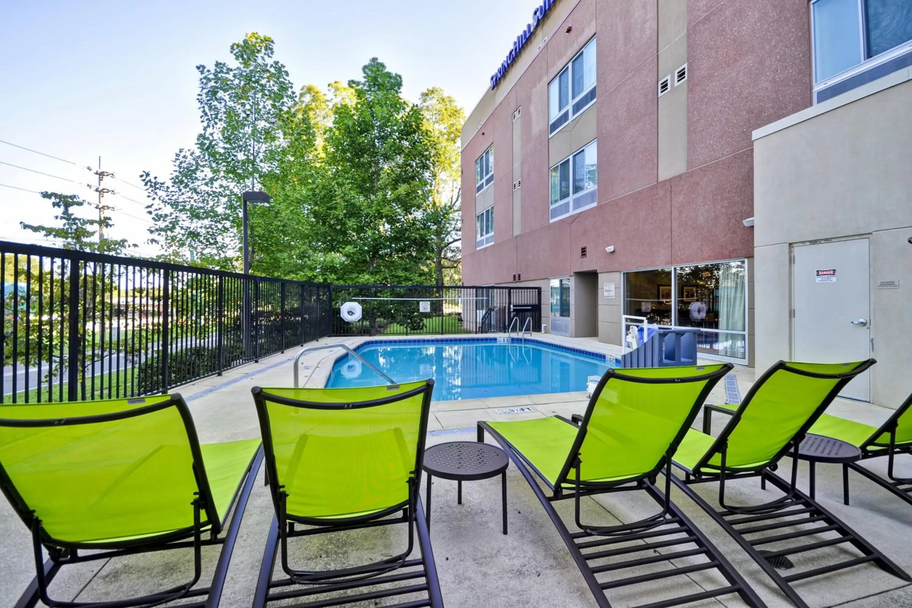 Swimming pool in SpringHill Suites Tallahassee Central