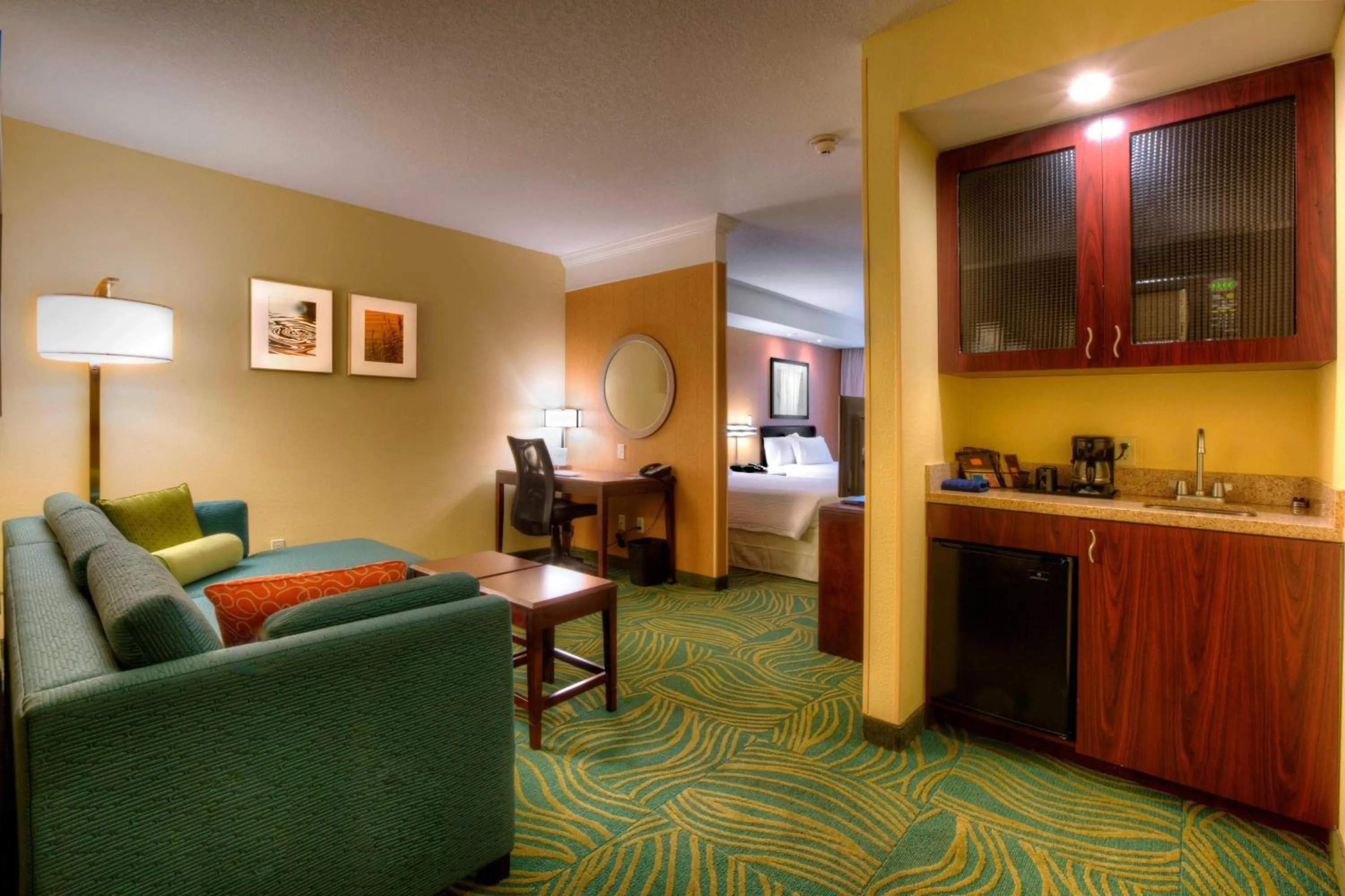 Living room in SpringHill Suites by Marriott - Tampa Brandon