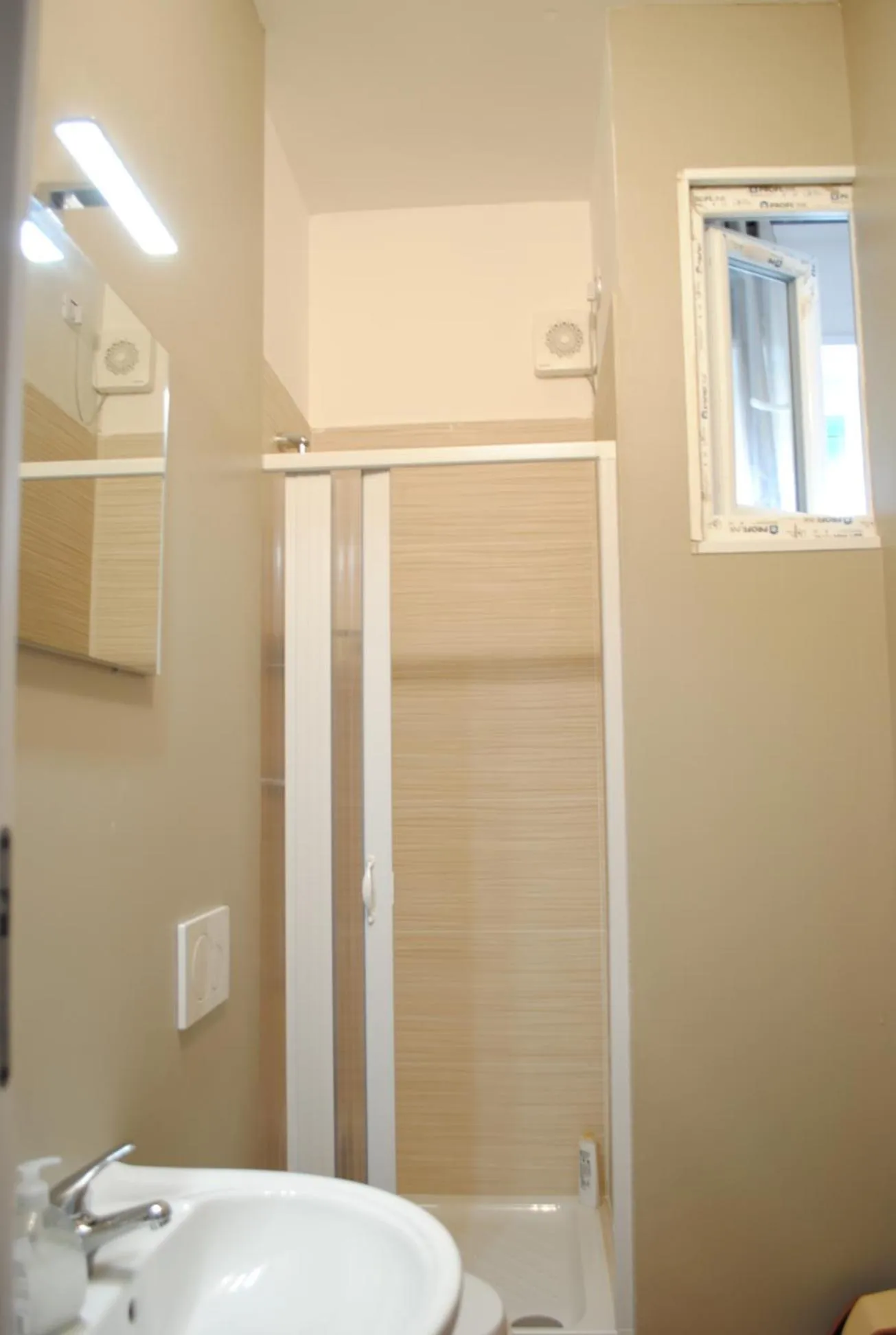 Bathroom in Dreaming Verona Rooms