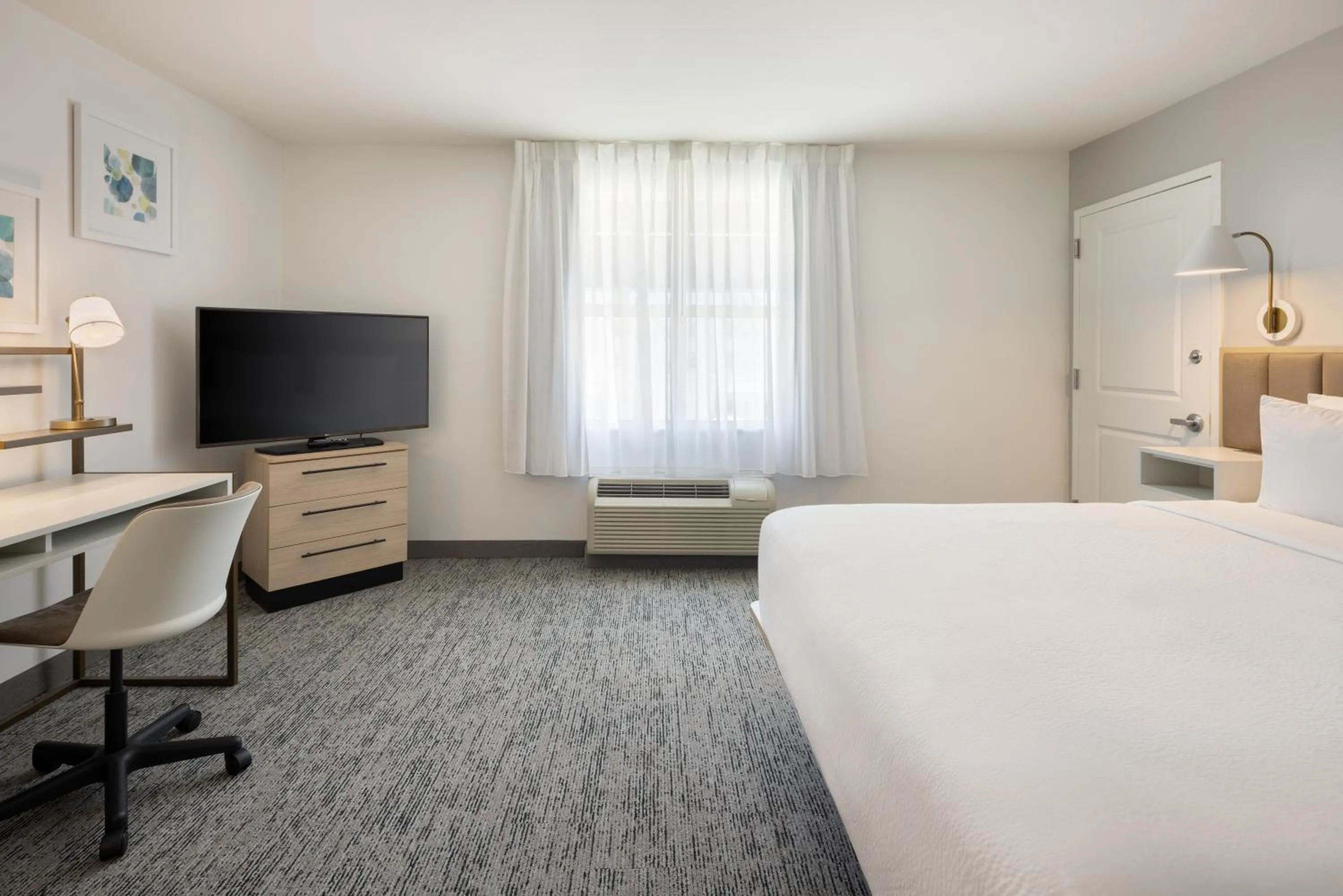 TV and multimedia, Bed in TownePlace Suites Tampa Westshore/Airport
