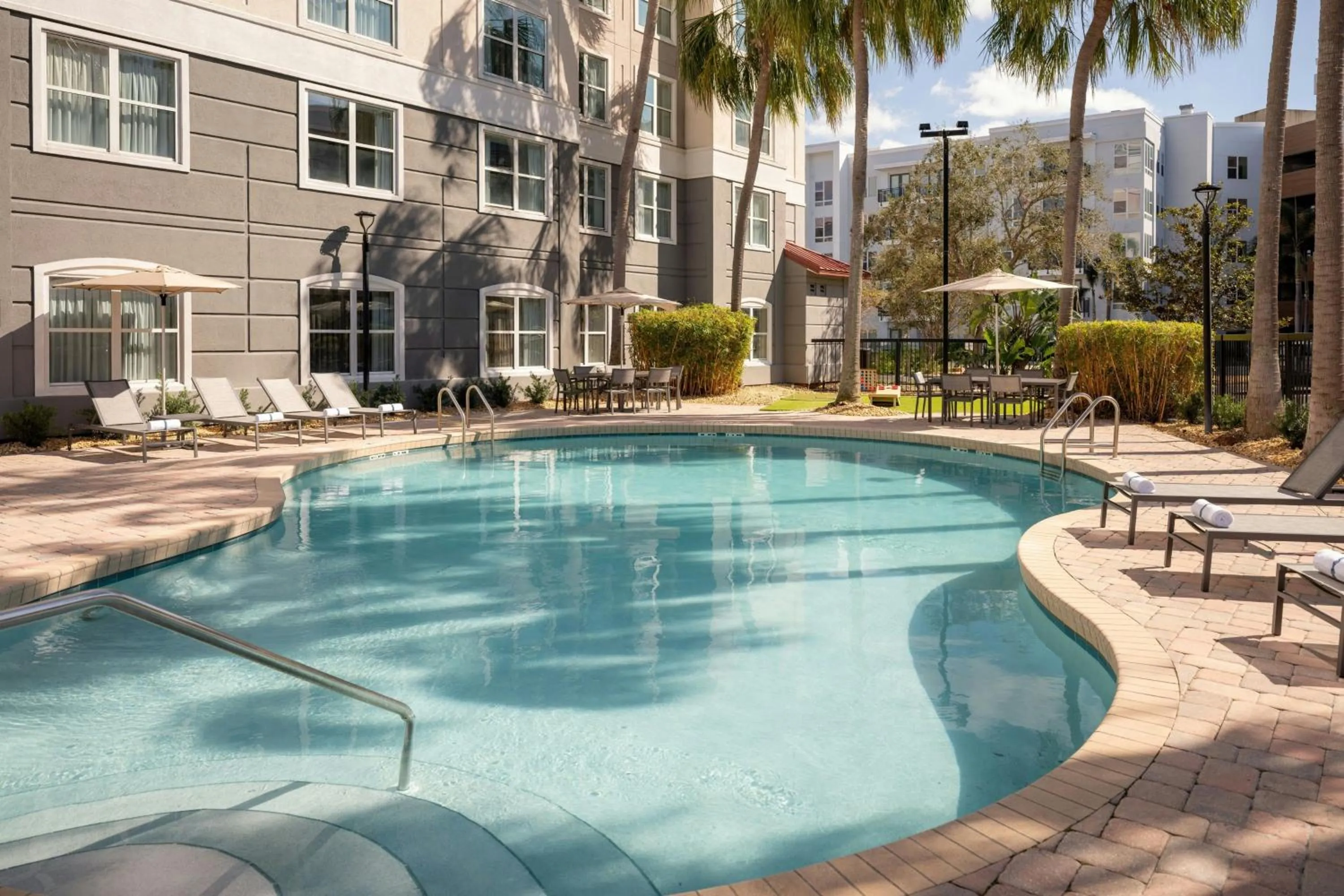 Swimming pool in Residence Inn Tampa Westshore Airport