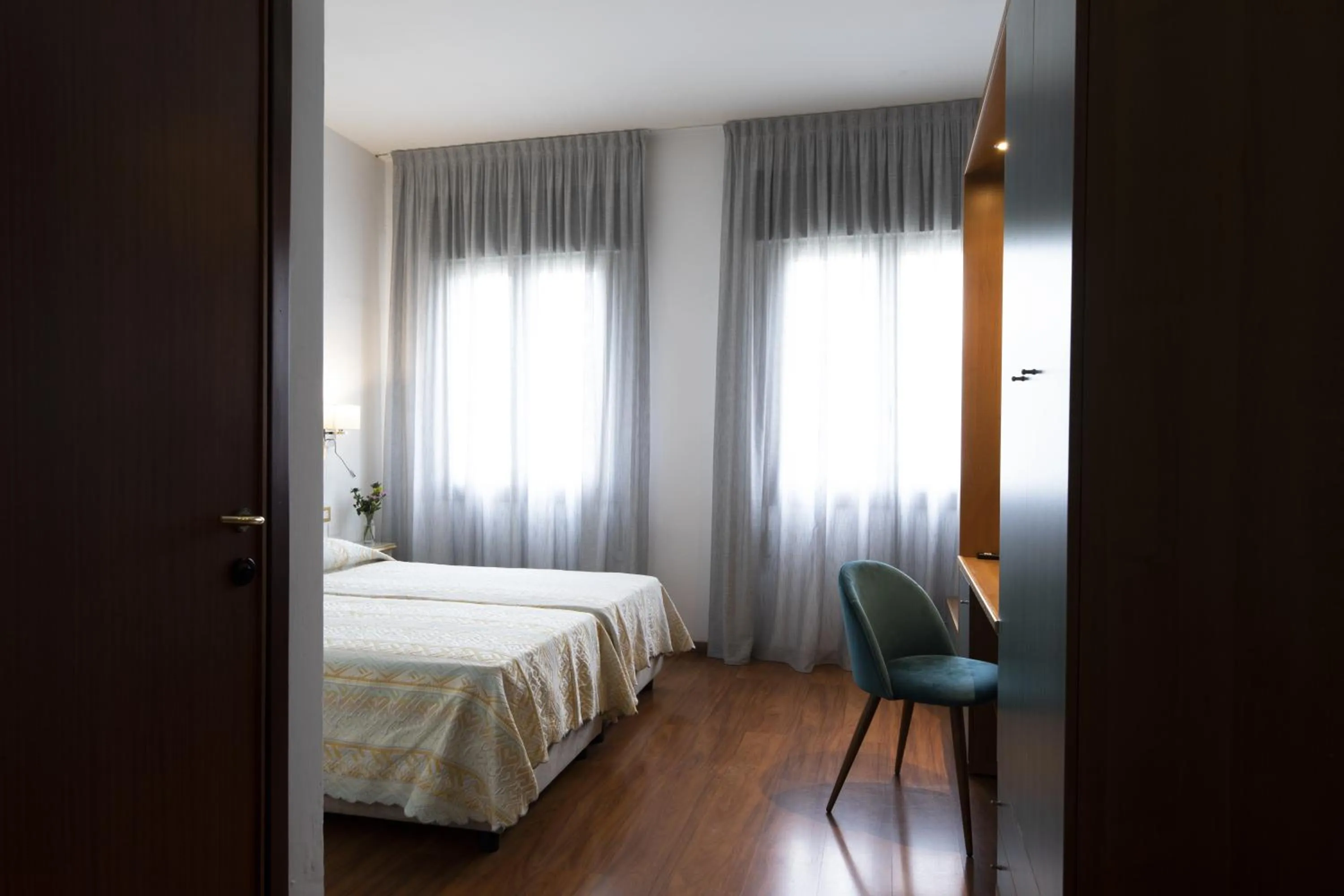 Bedroom, Bed in Hotel Vienna