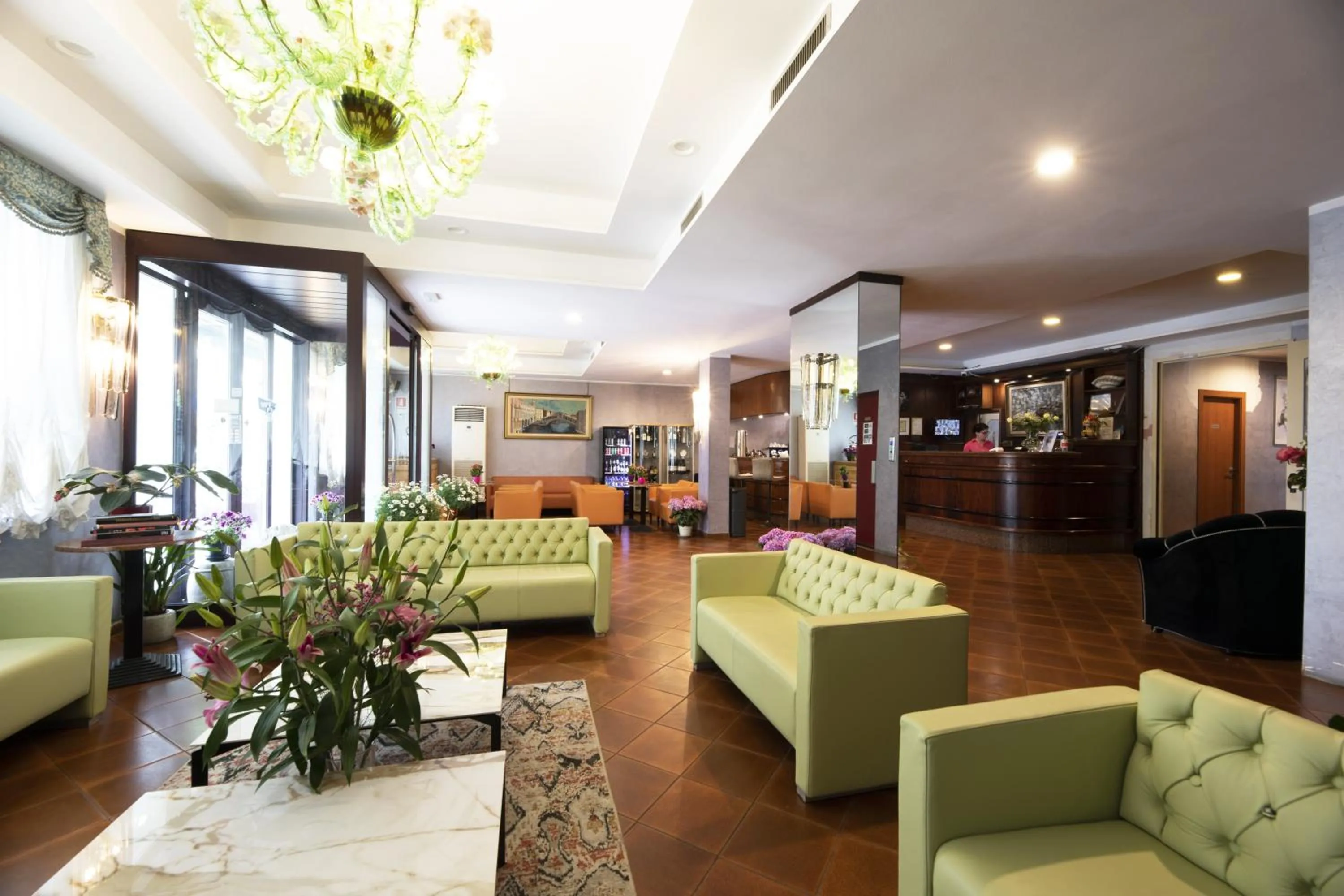 Lobby or reception in Hotel Vienna