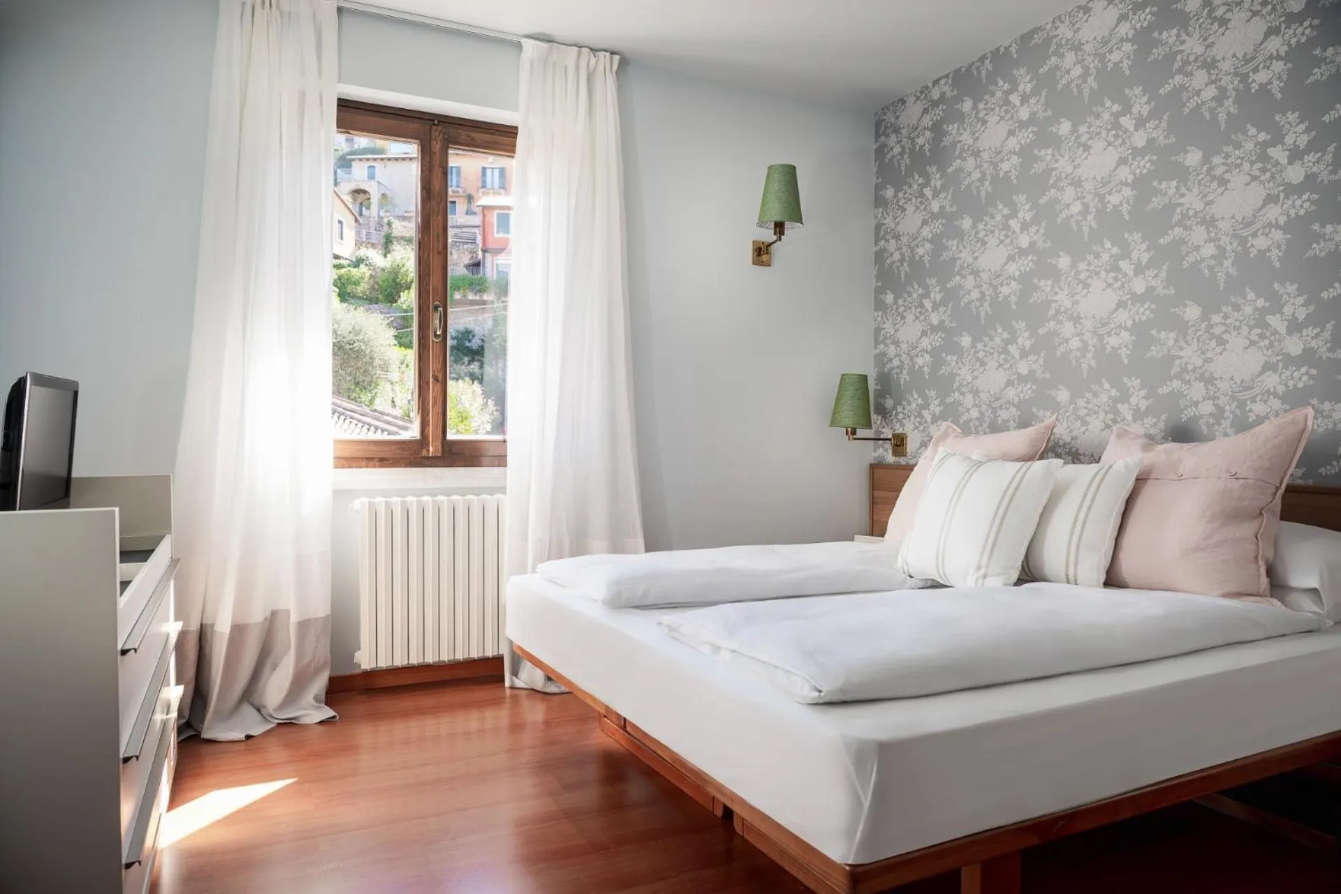 Photo of the whole room, Bed in La Caletta Hotel Bolognese