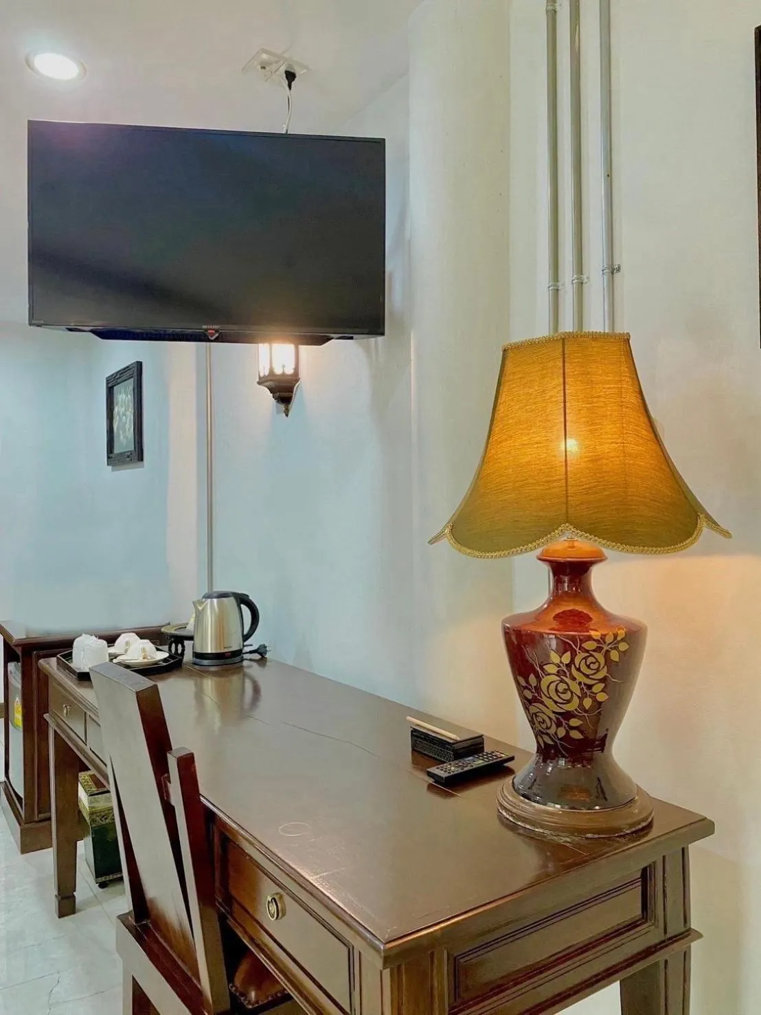 TV and multimedia in Pingdoi Hualin Boutique Hotel