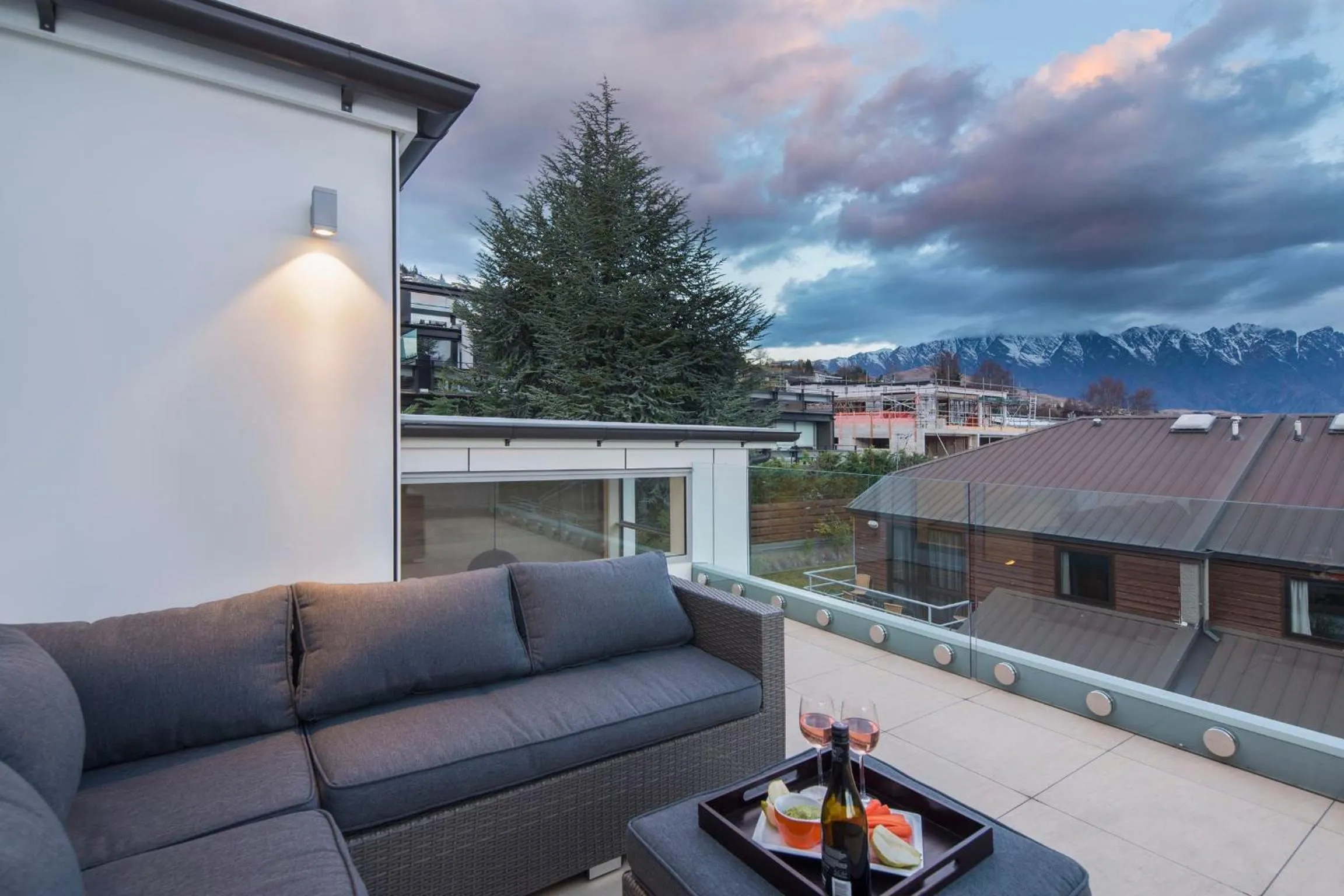 Balcony/Terrace in Central Queenstown Apartment 15 Melbourne