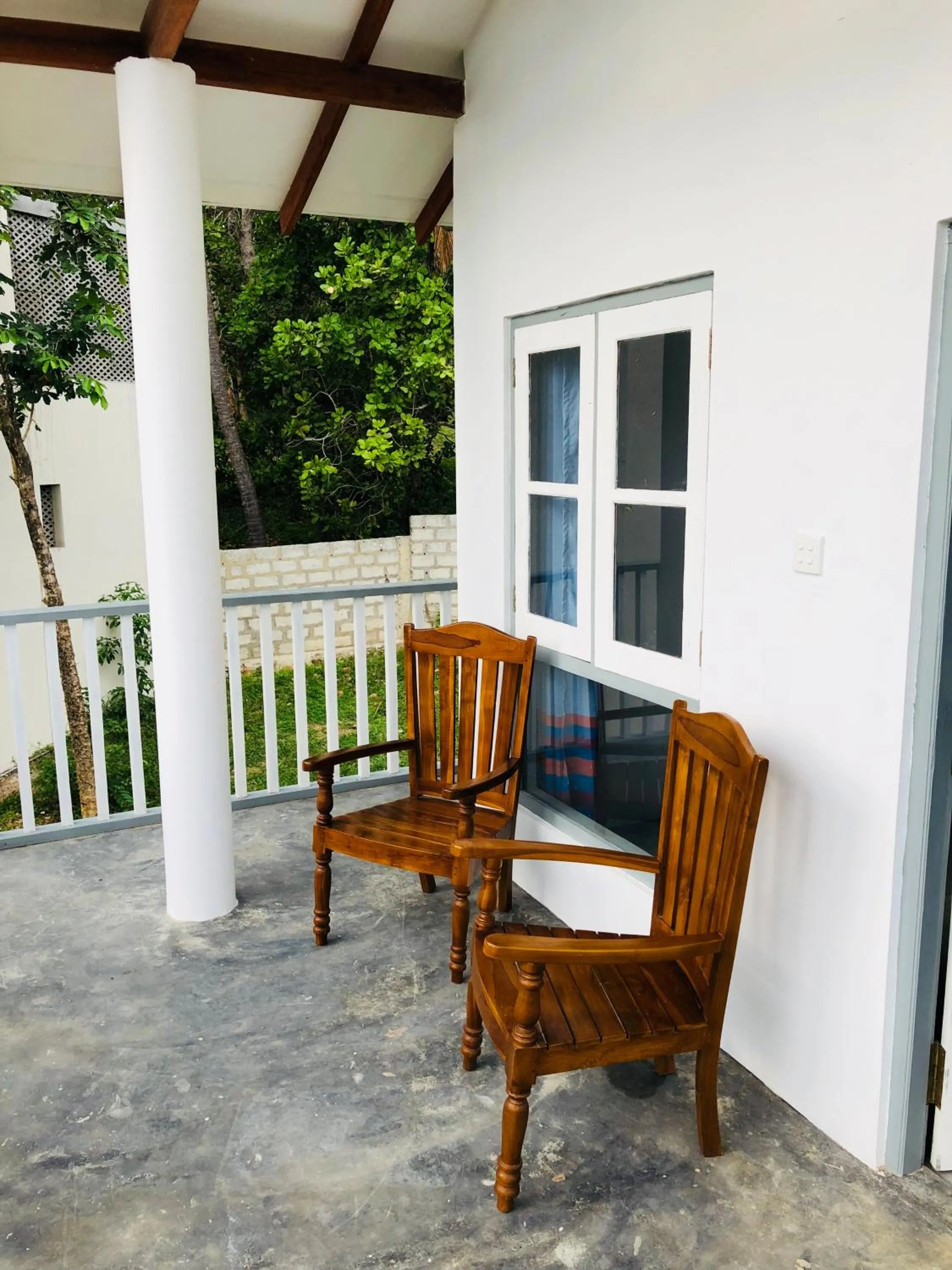 Double Room with Balcony - single occupancy in Hiru Villa Tangalle