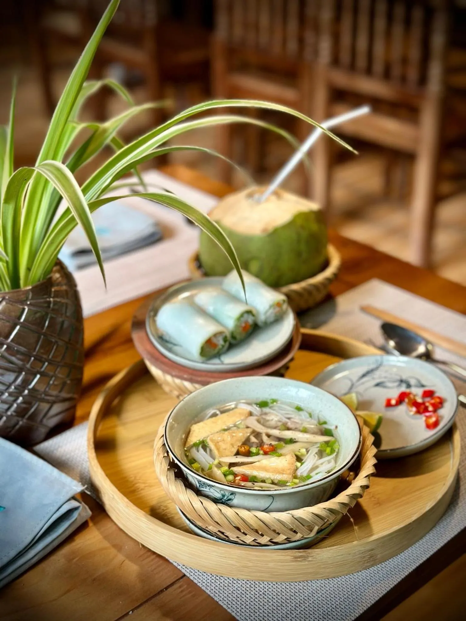 Restaurant/places to eat in Trang An Heritage Garden