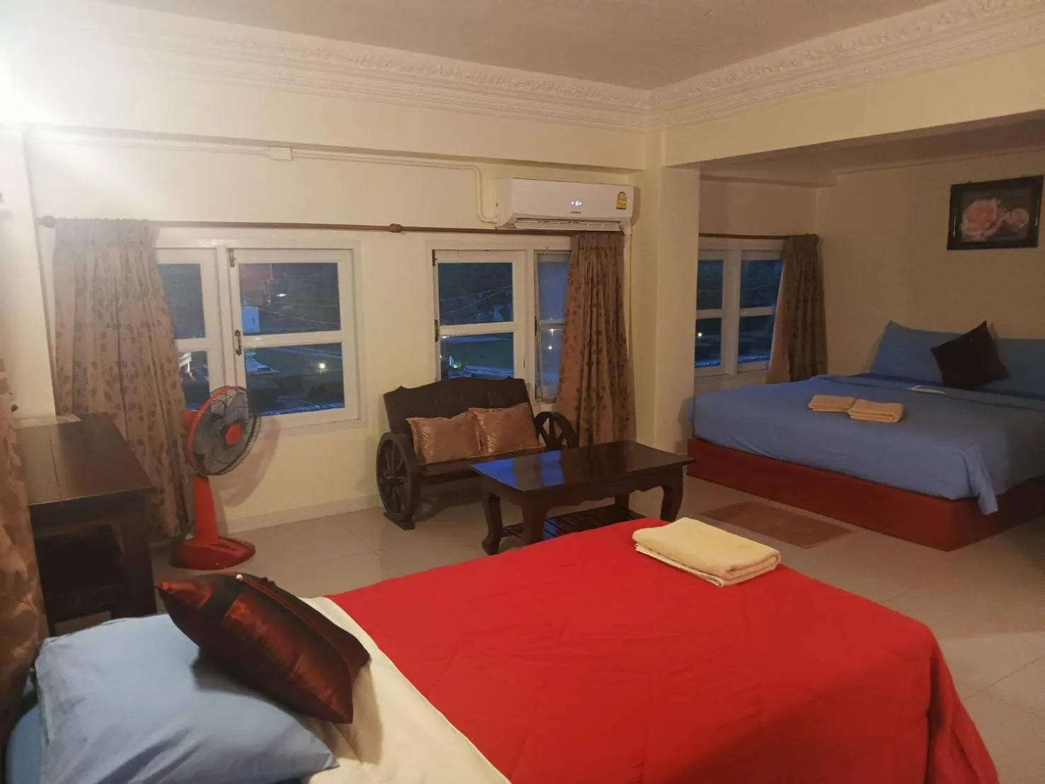 Bed in Anchalee Resort