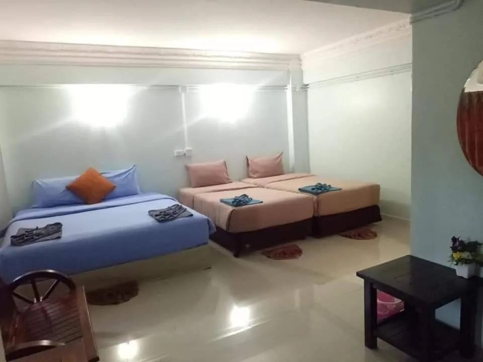 Bed in Anchalee Resort