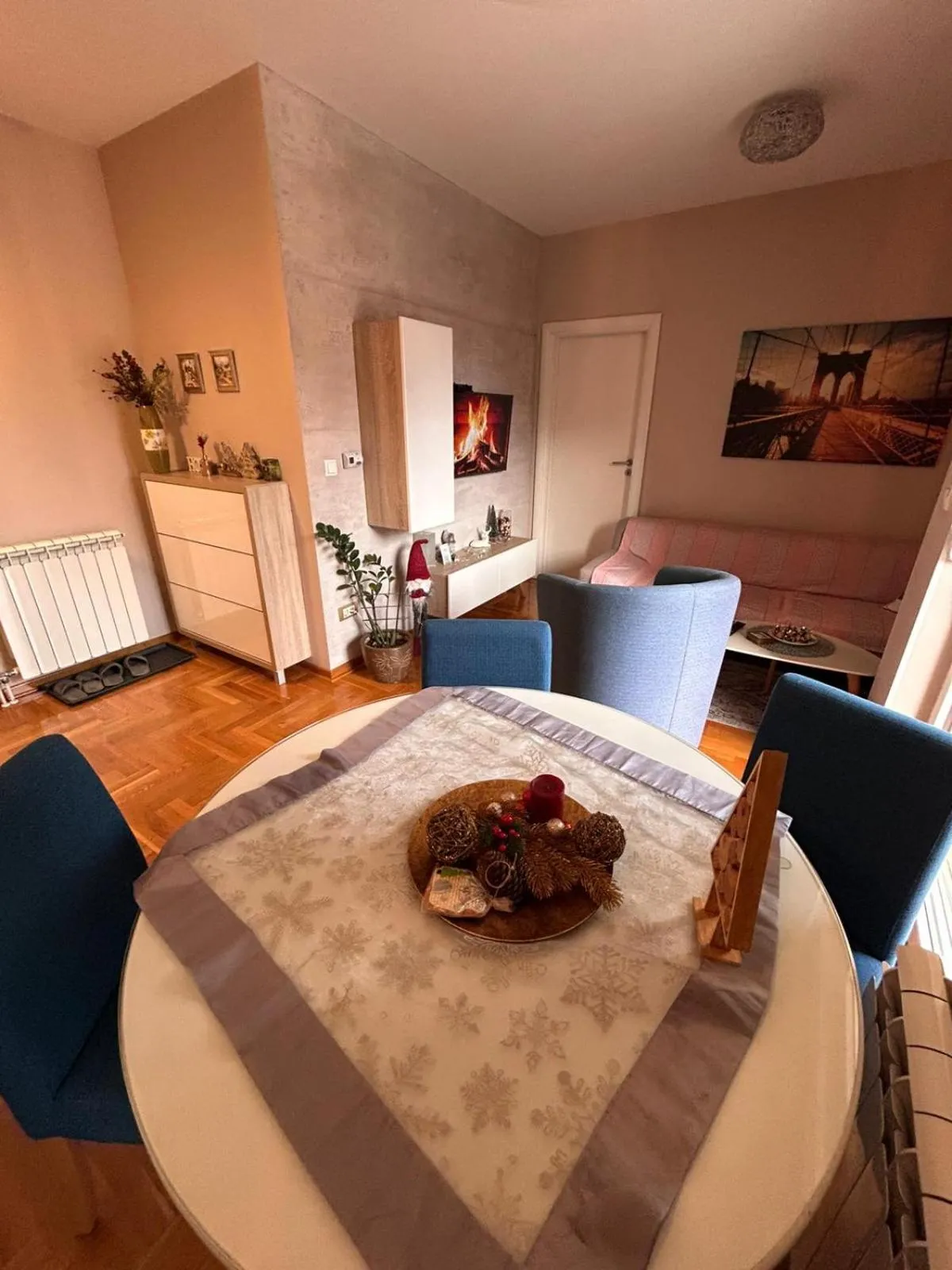 Dining area in Flat Kosutnjak 9