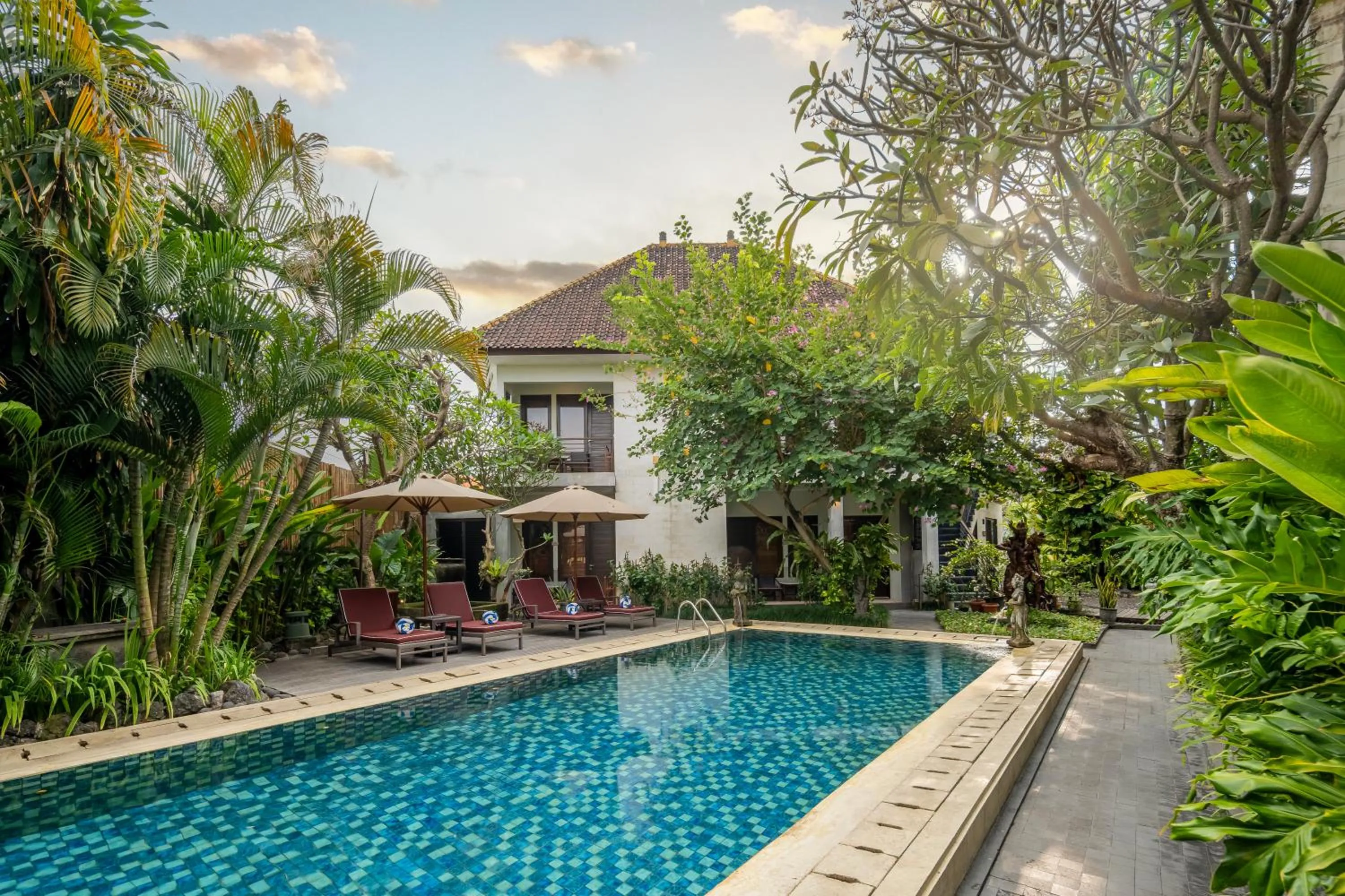 Swimming pool in Pondok Sari Kuta