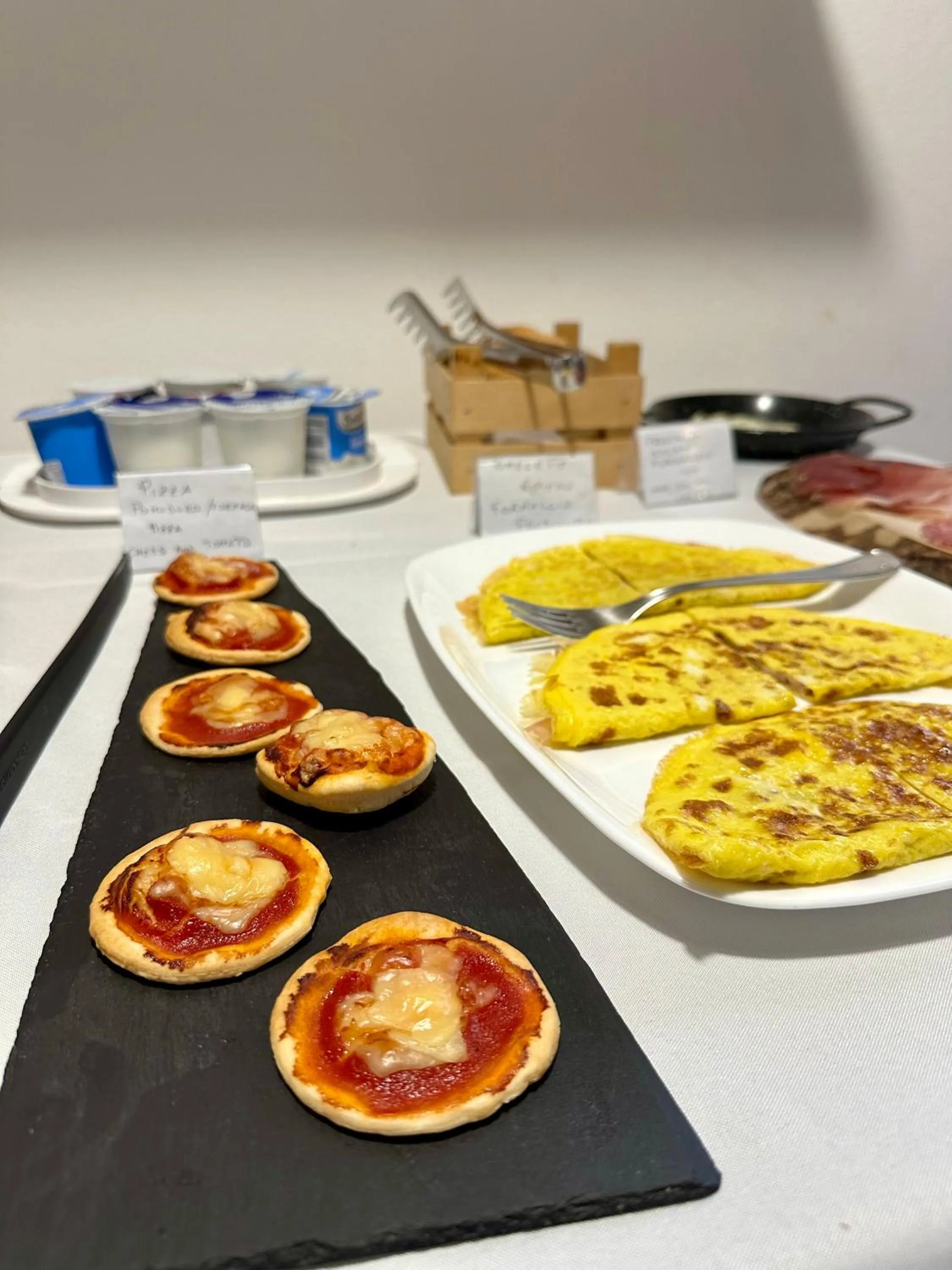 Breakfast in Villa Estense