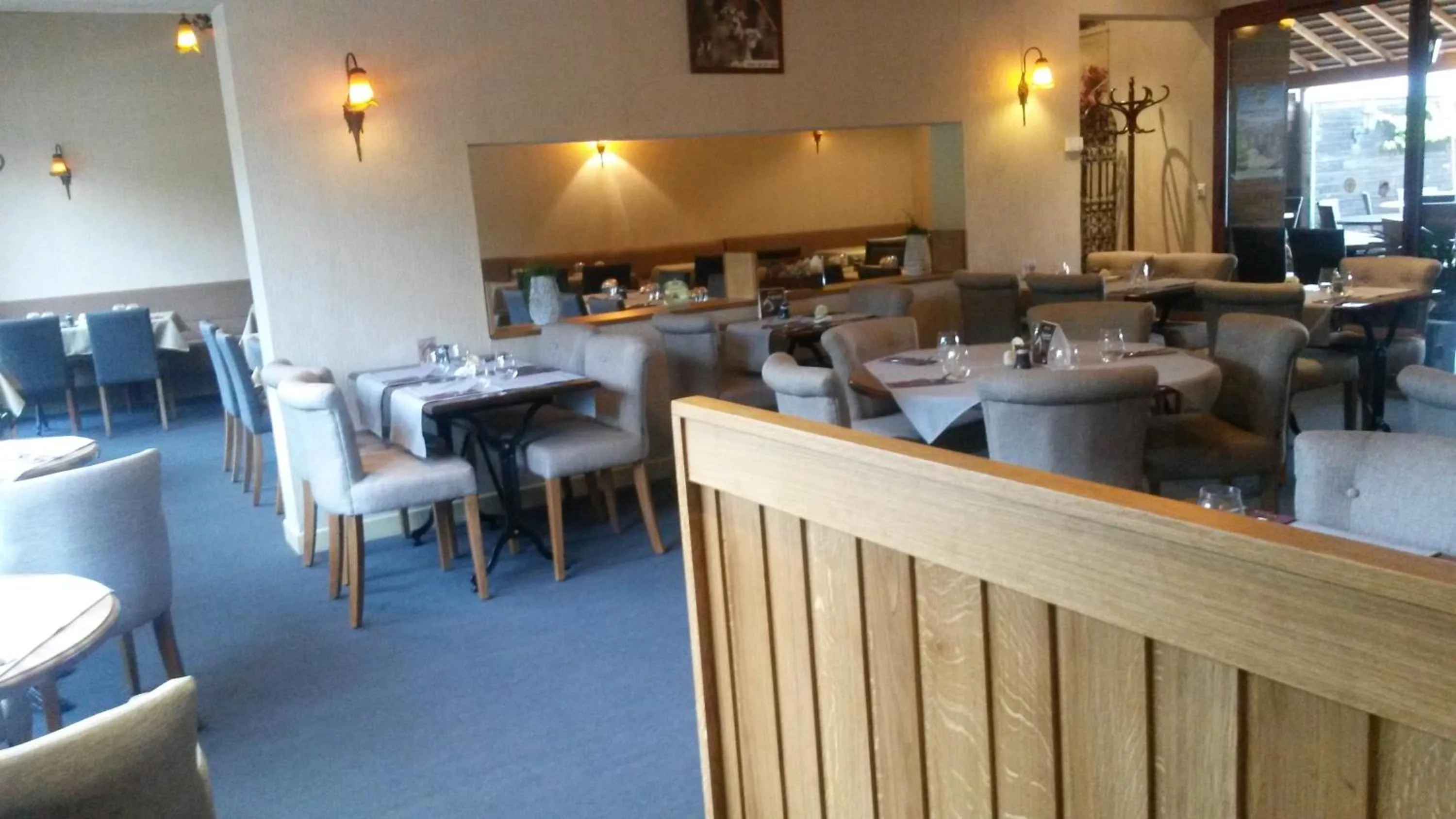 HOTEL RESTAURANT La CREPERIE Du CHATEAU