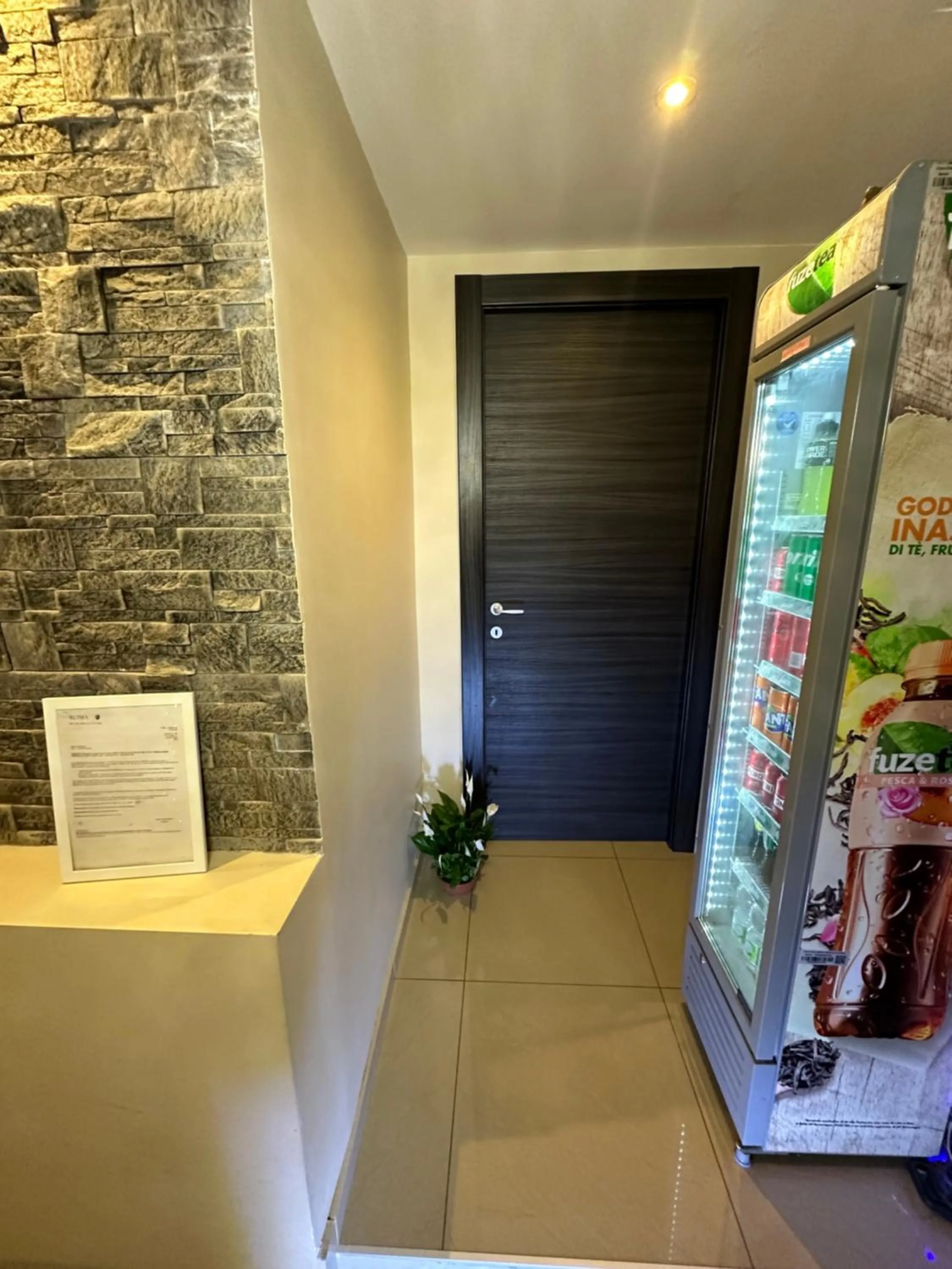 Drinks in Candia Rooms