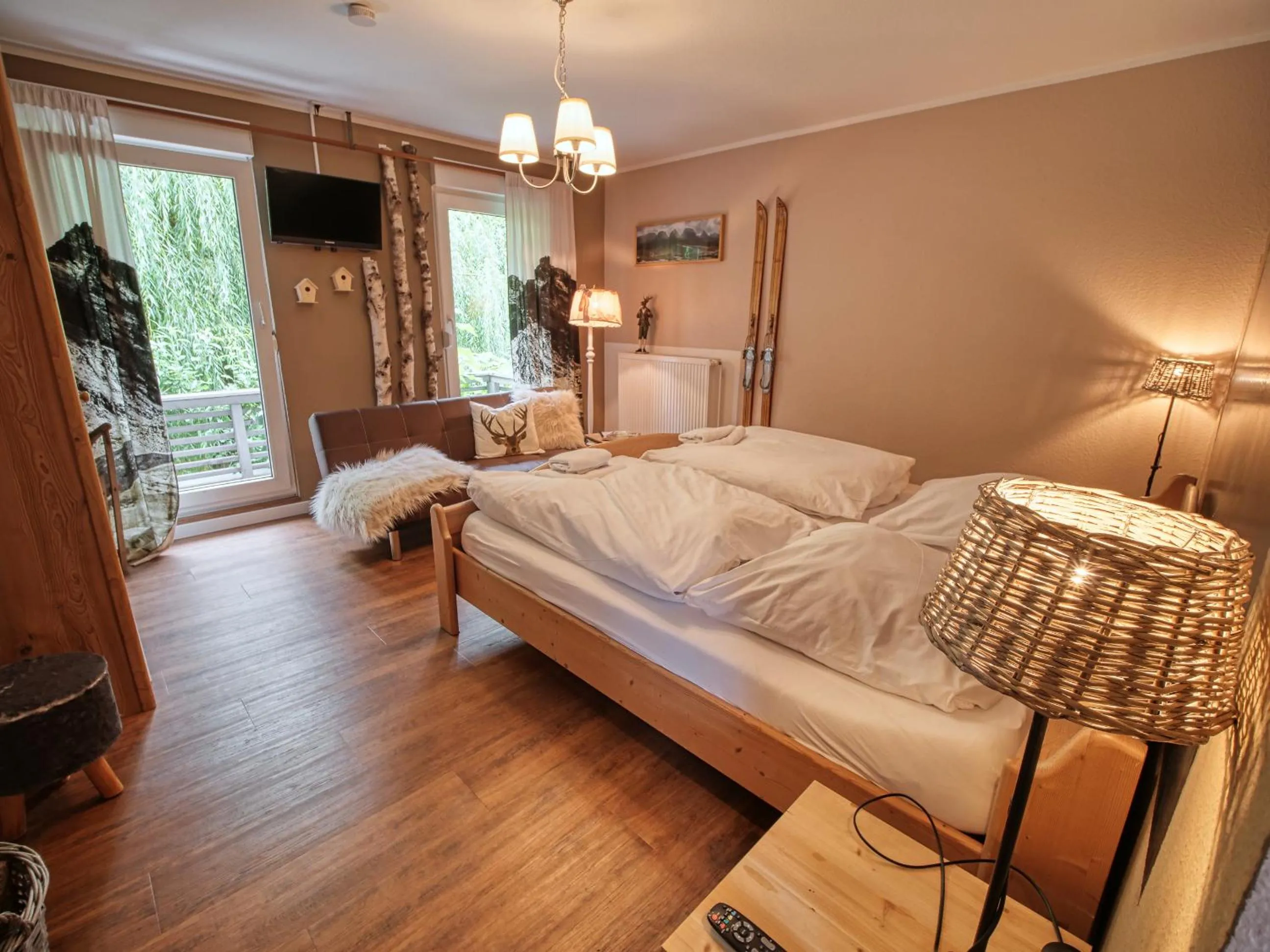 Photo of the whole room, Bed in Three B's Bed and Breakfast