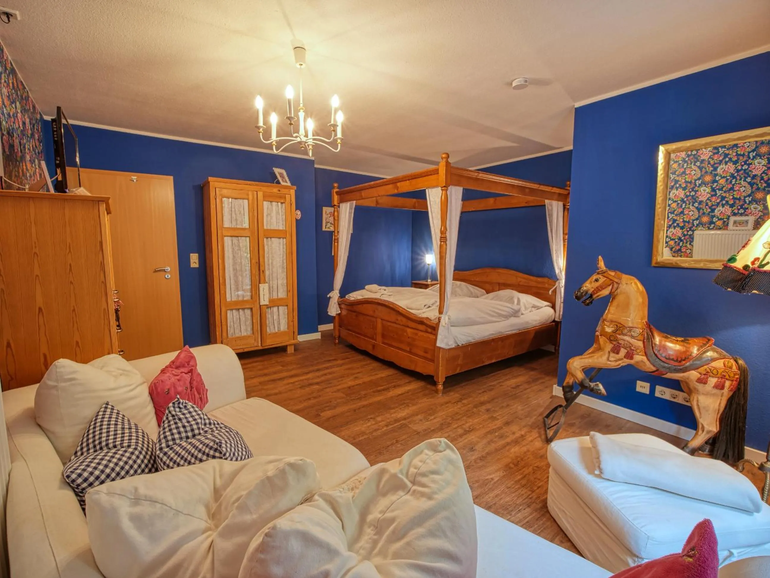 Photo of the whole room, Bed in Three B's Bed and Breakfast