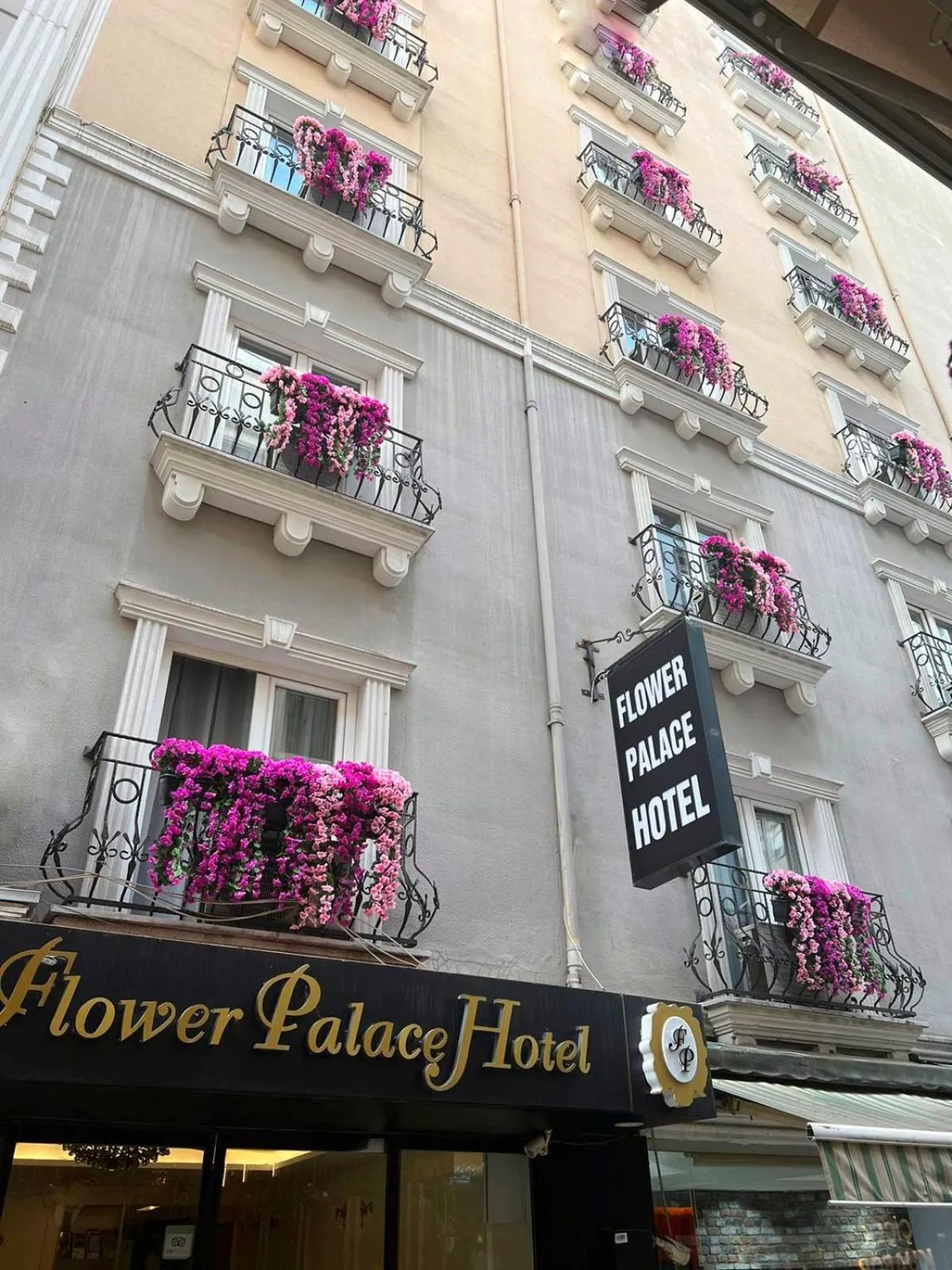 Property building in Flower Palace Hotel
