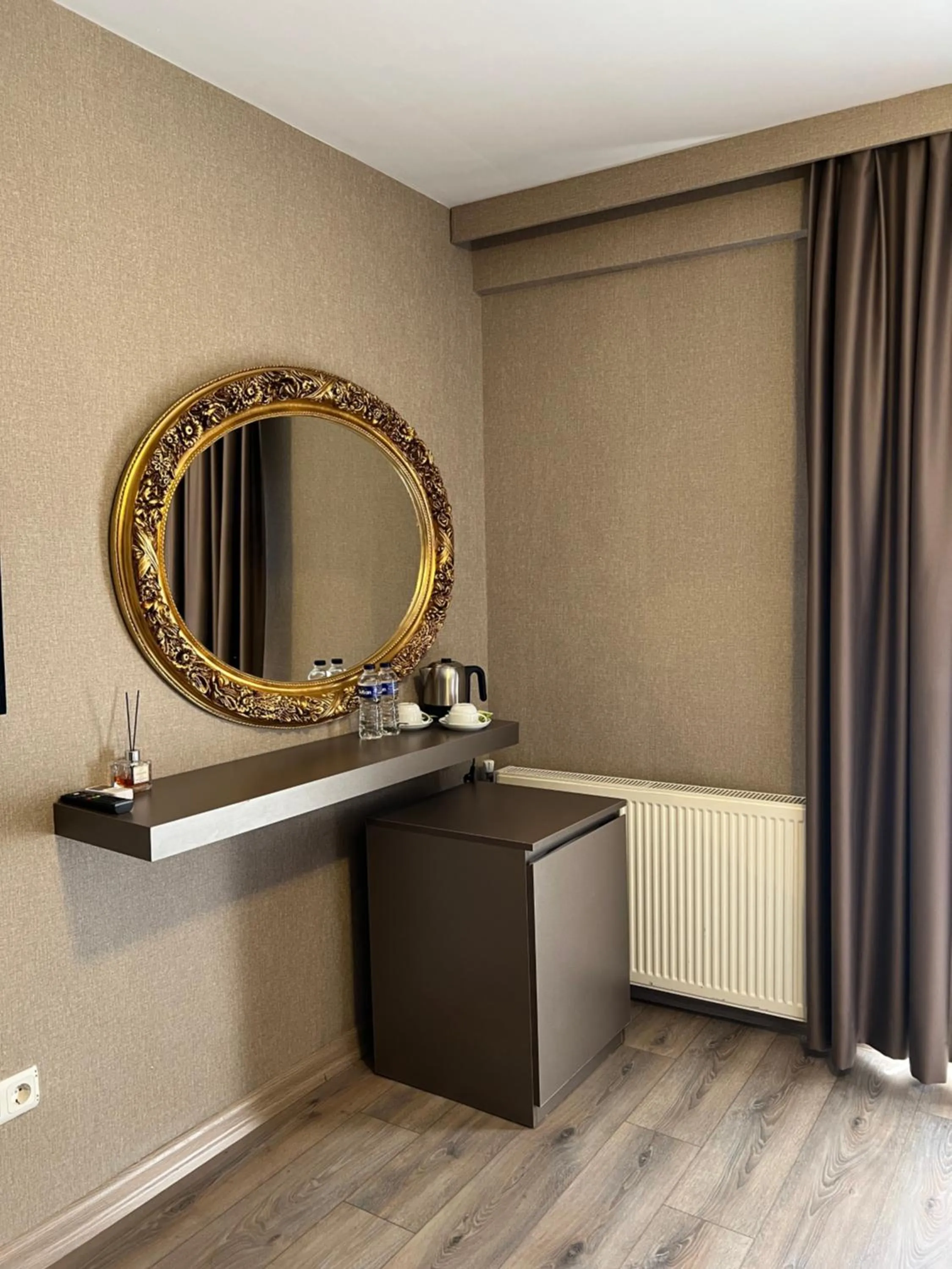 Coffee/tea facilities in Flower Palace Hotel