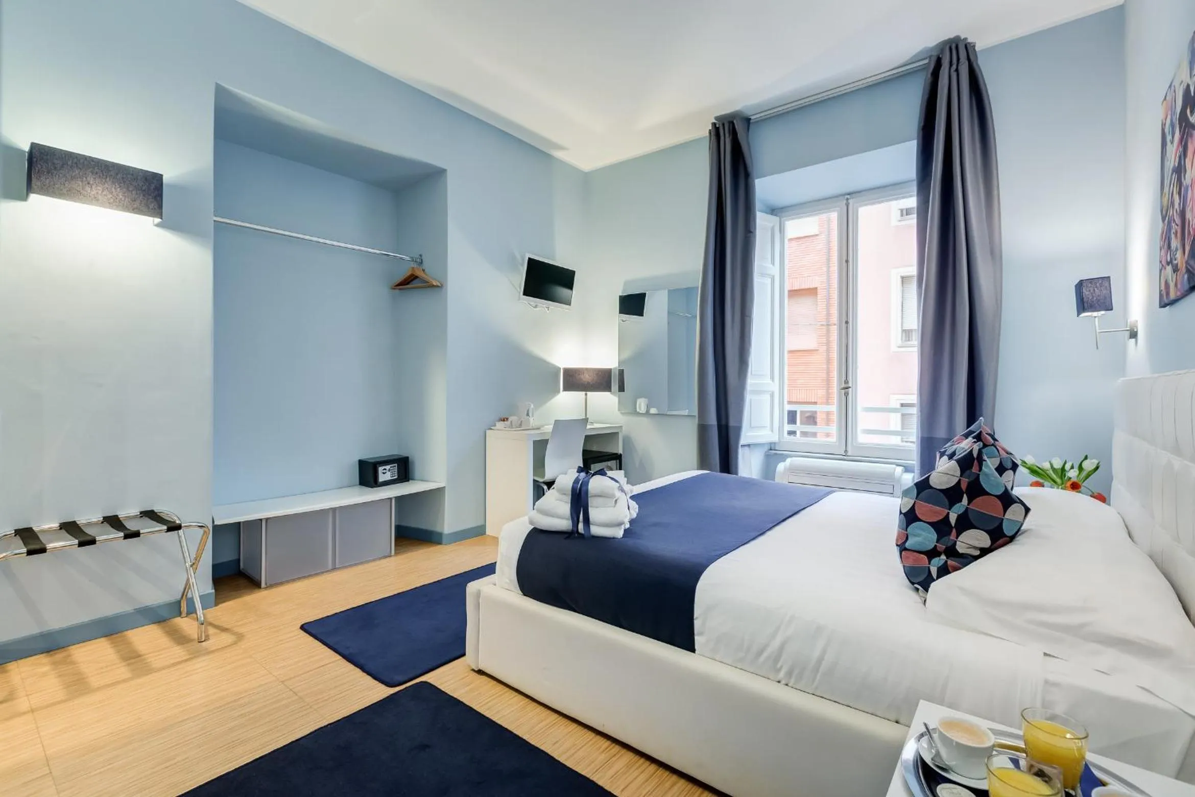 Coffee/tea facilities, Bed in Easy Budget Colosseo