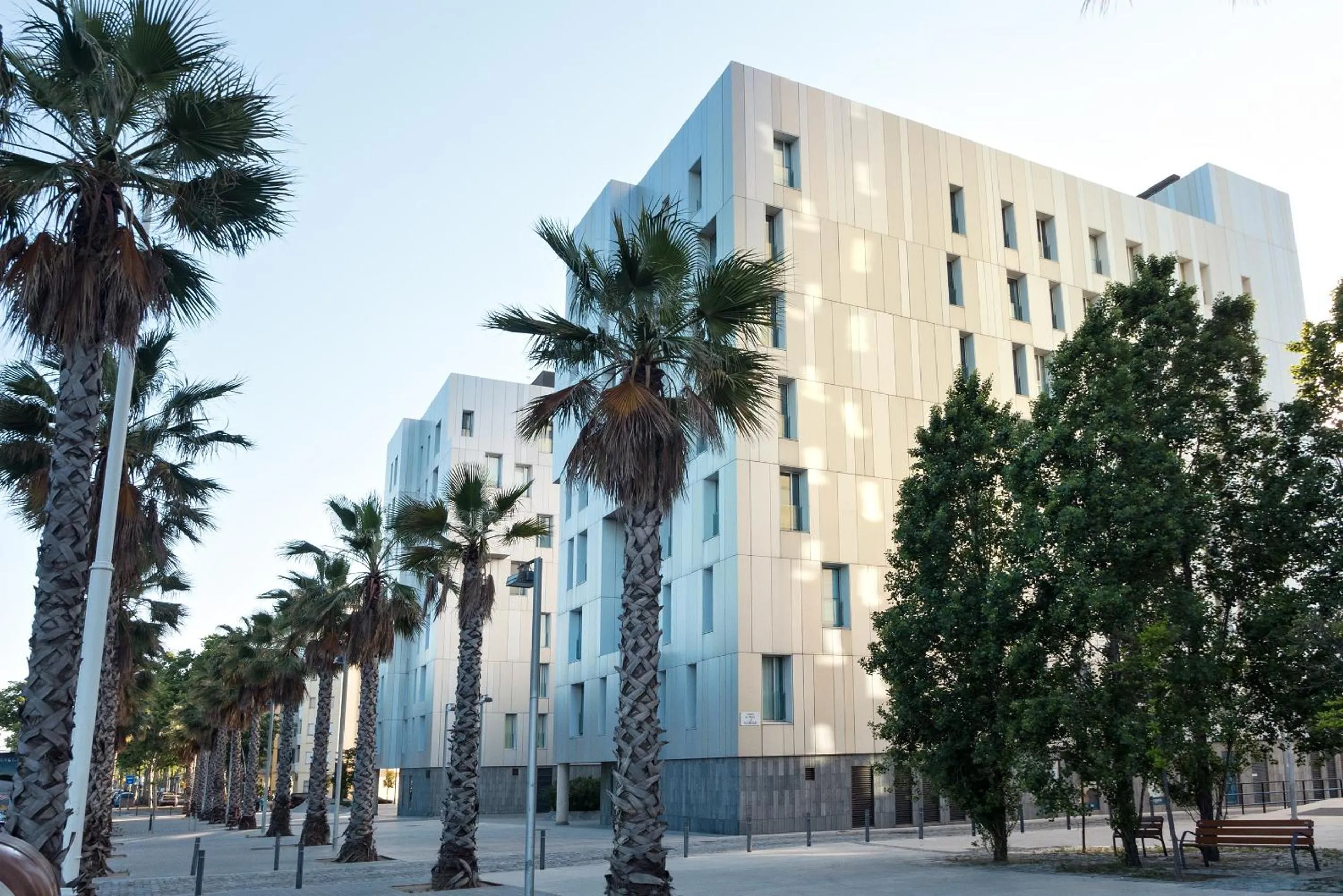Facade/entrance in Lugaris Beach Apartments