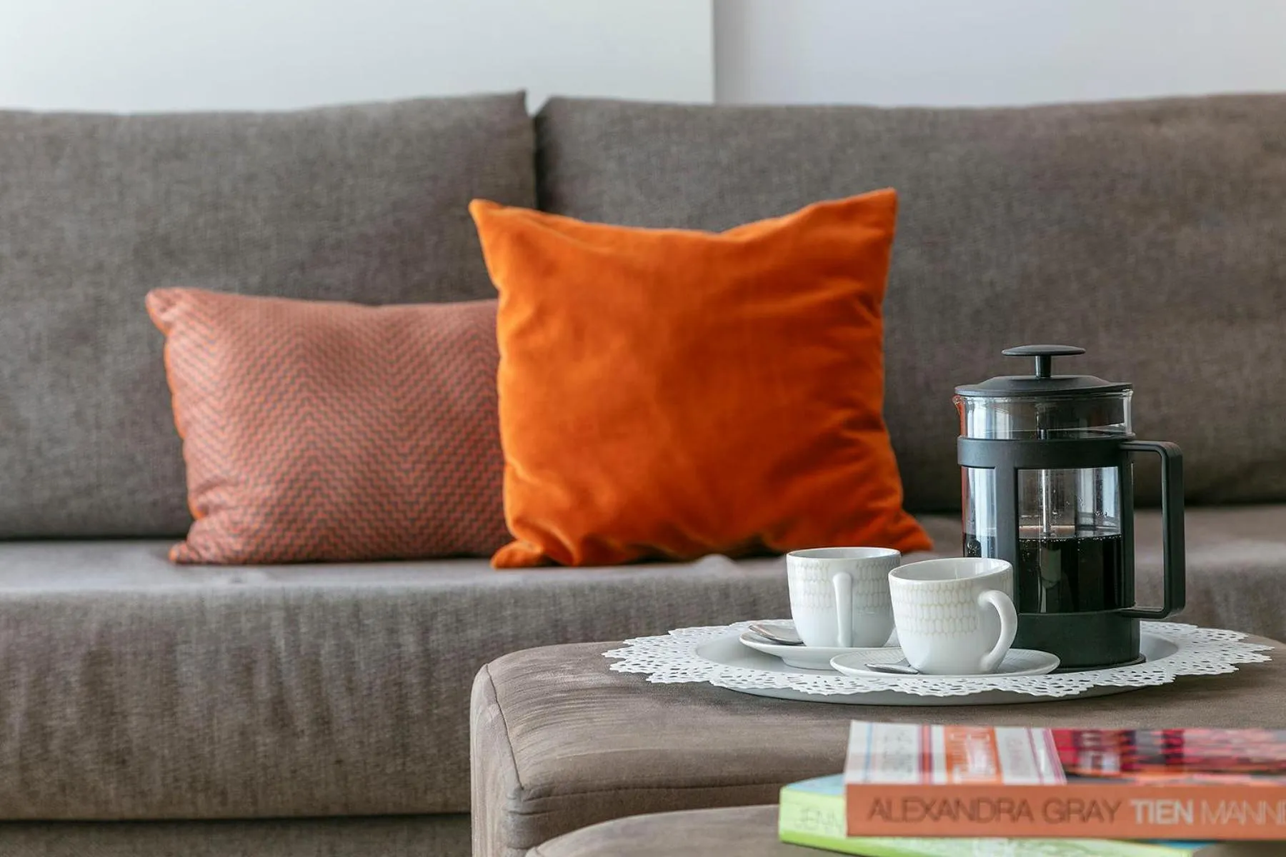 Decorative detail in Lugaris Beach Apartments