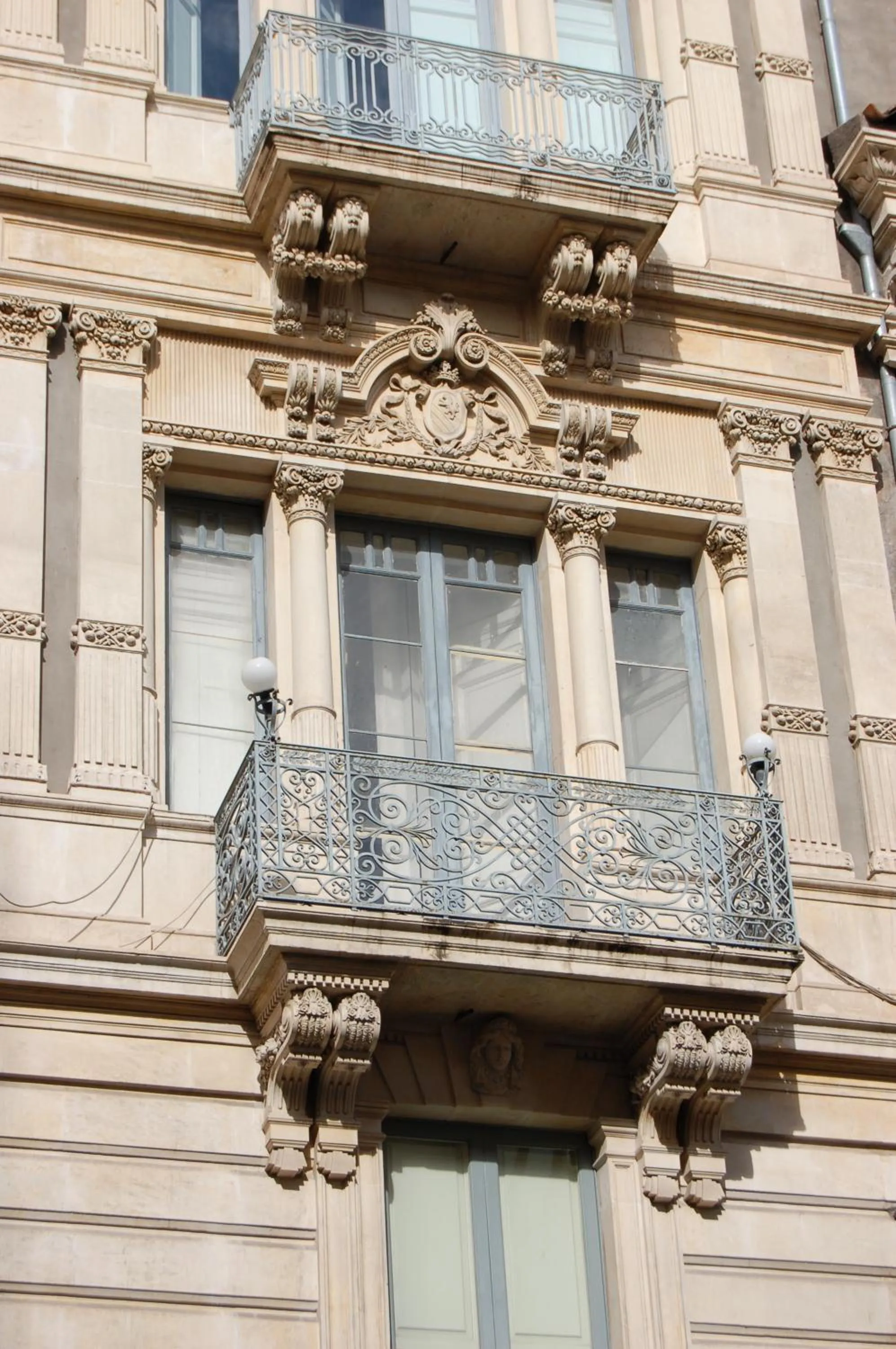 Facade/entrance in San Demetrio