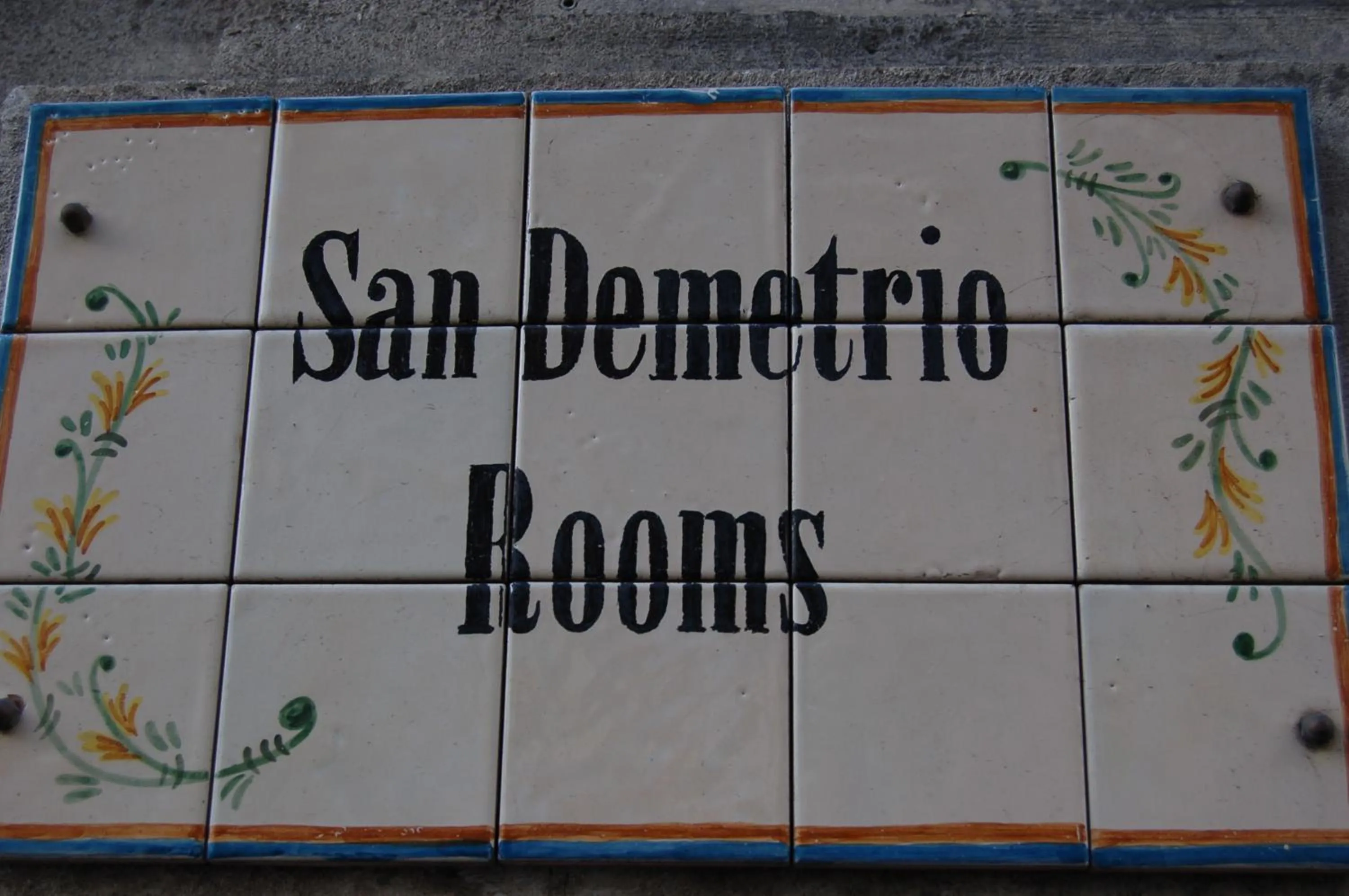 Facade/entrance in San Demetrio