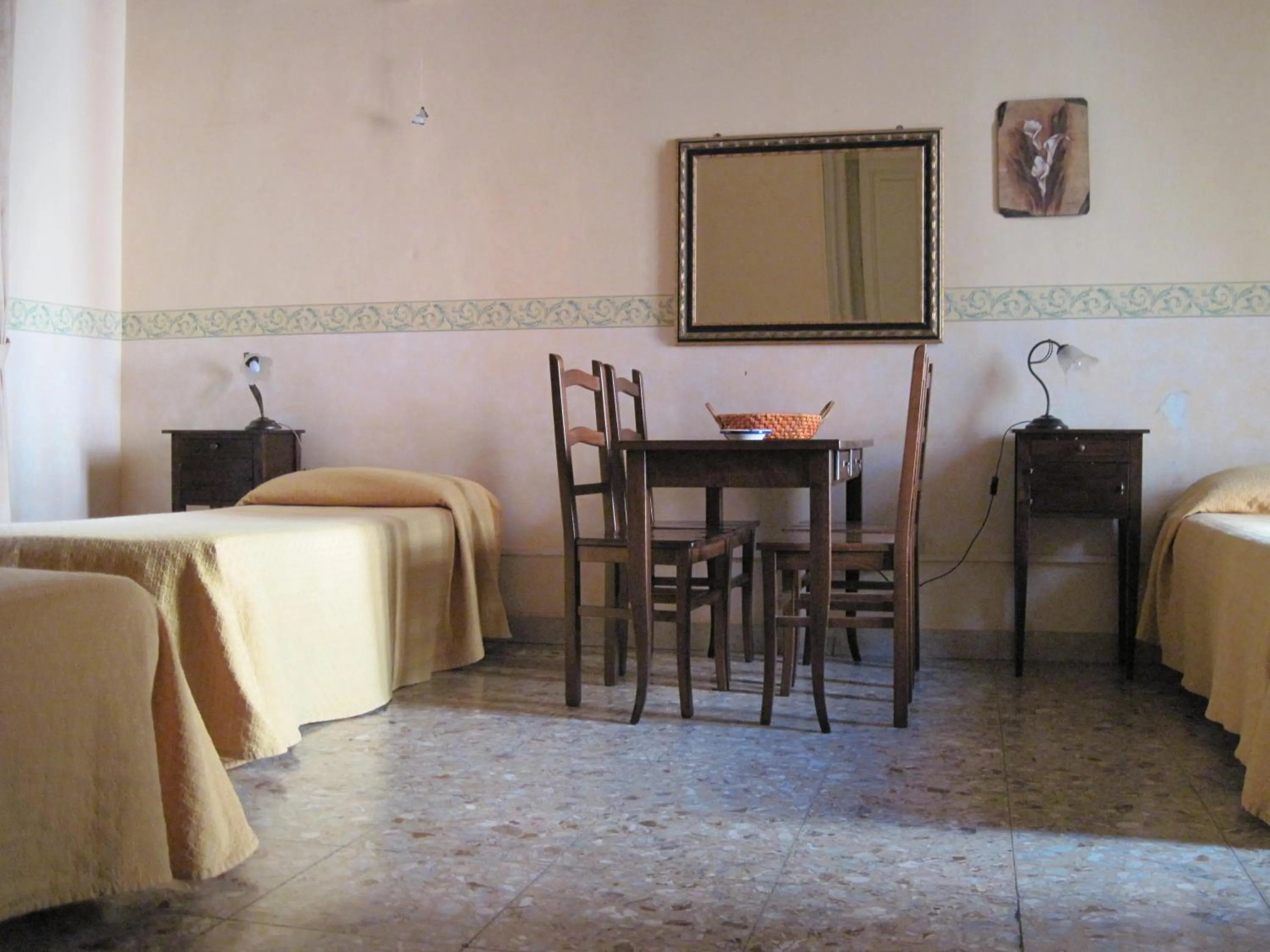 Bedroom, Bed in San Demetrio