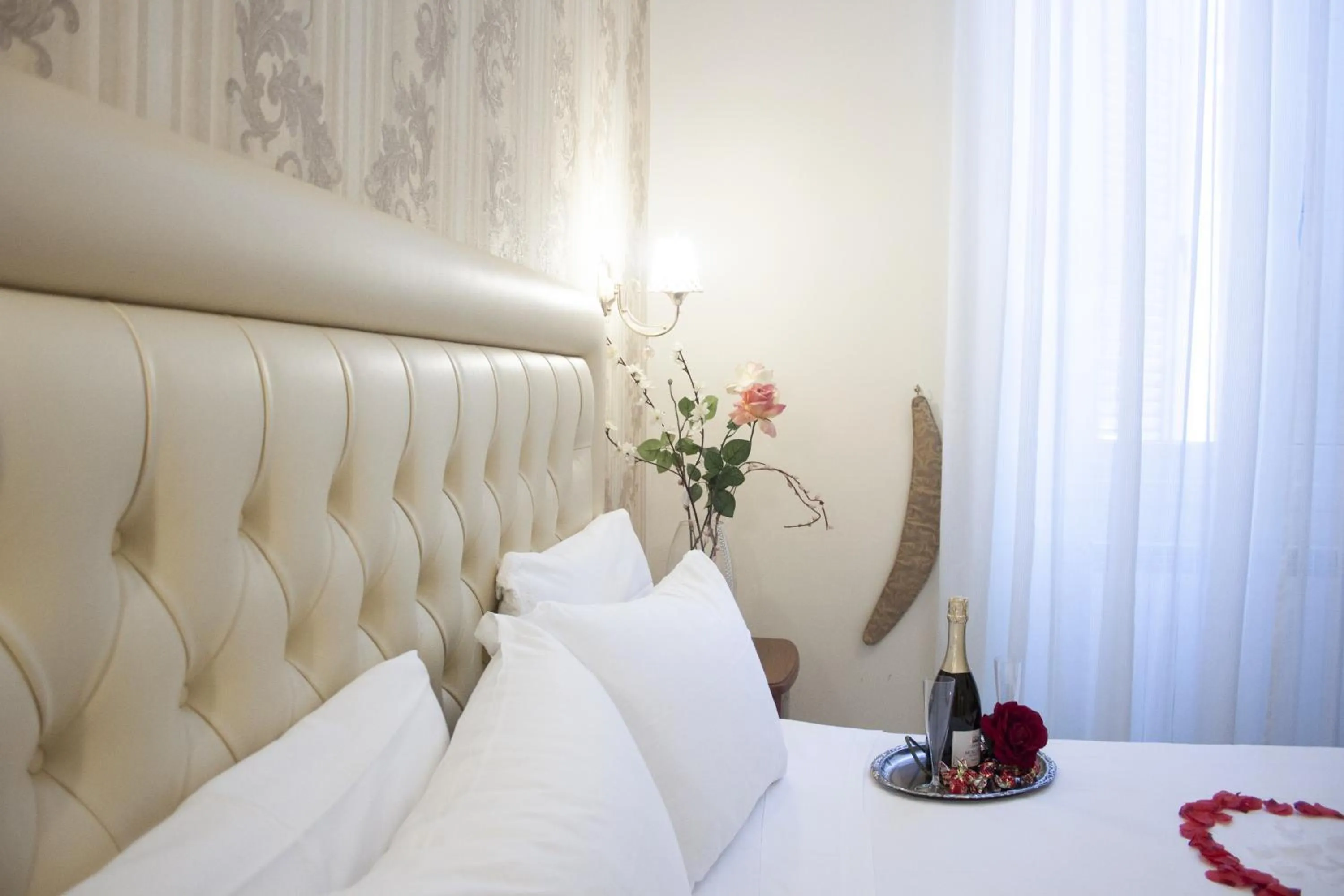 Bed in Suite Dal Conte