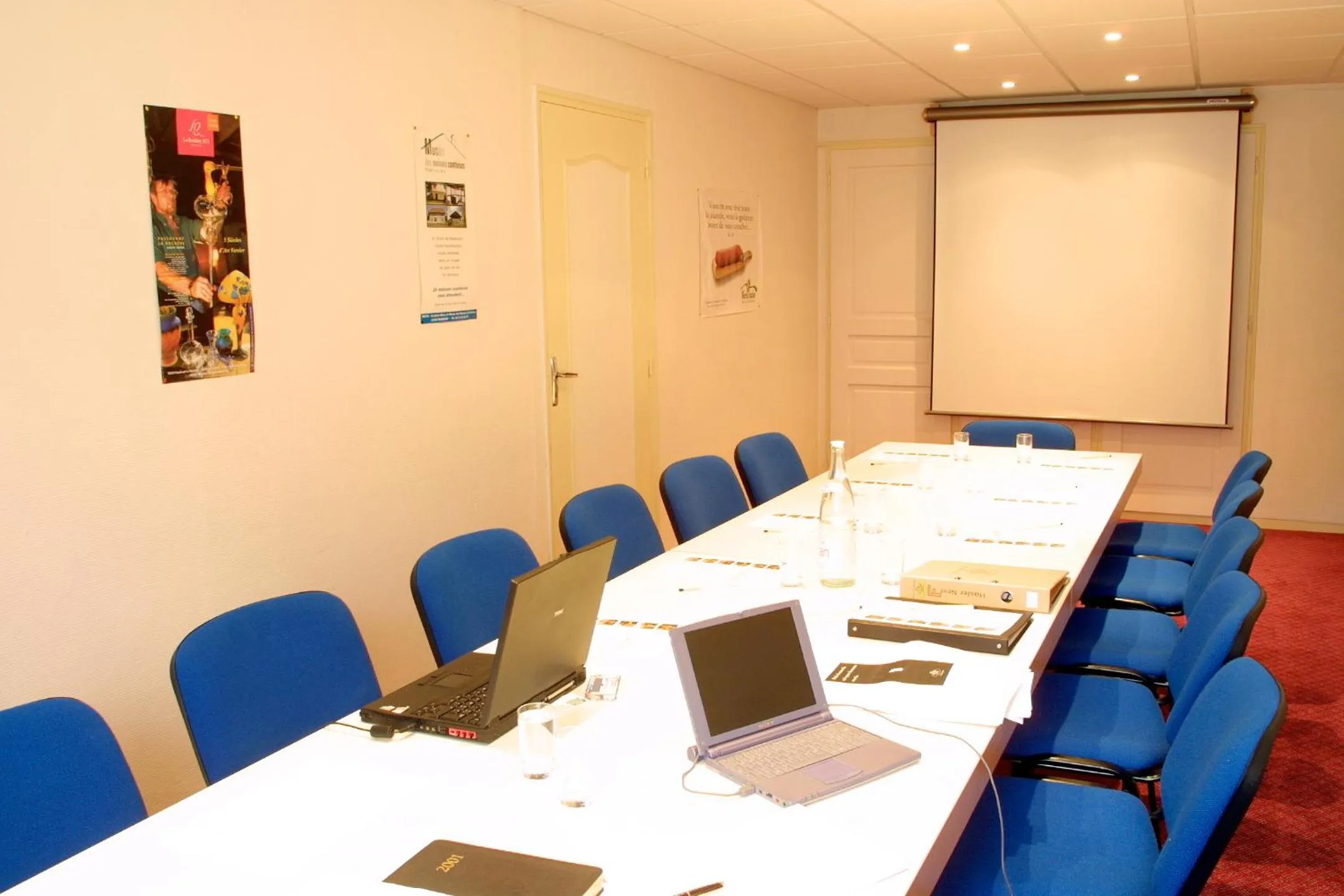 Business facilities in Logis Hotel Calisola Besançon - Soirée Etape