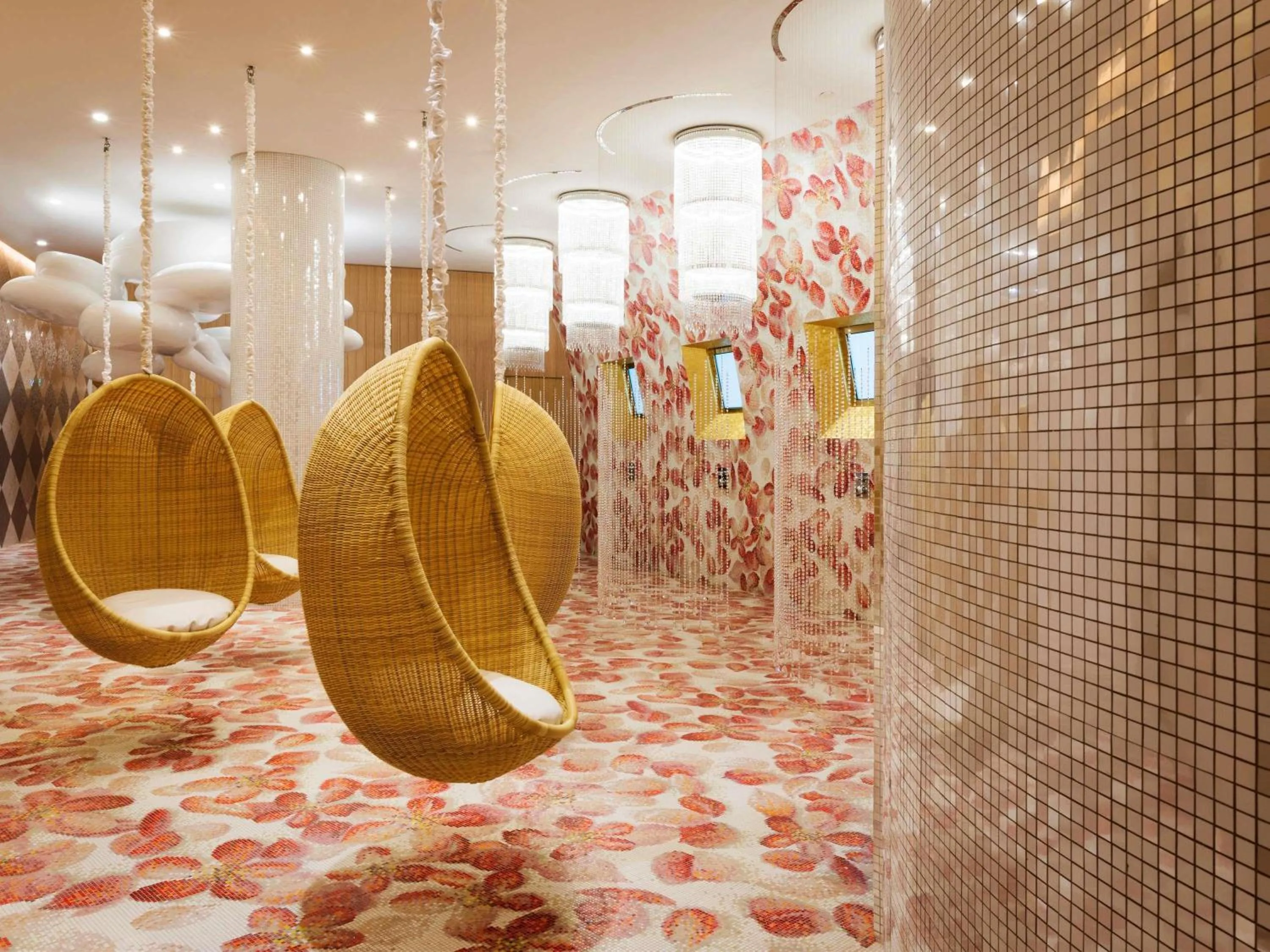 Property building in Mondrian Doha