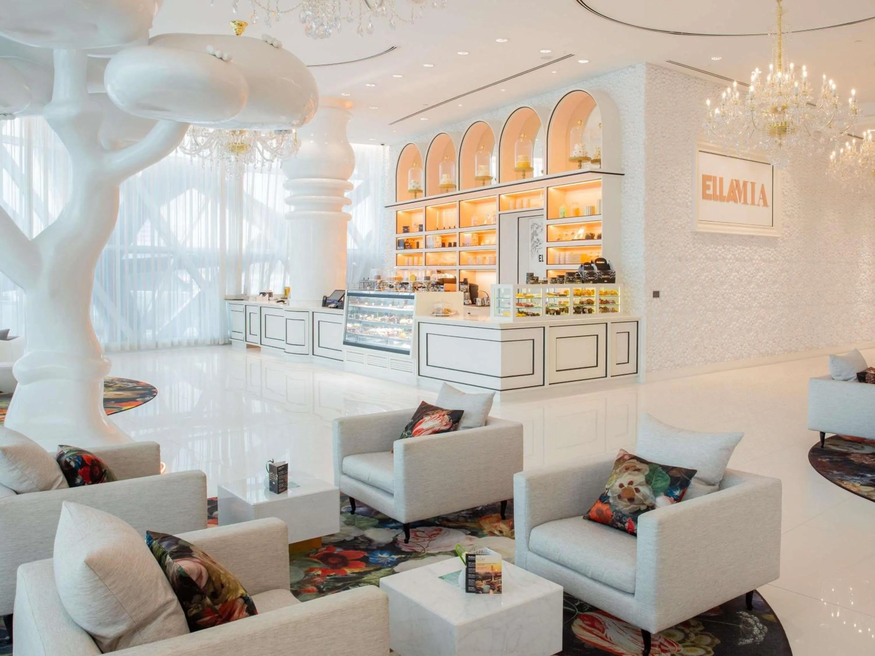 Restaurant/places to eat in Mondrian Doha