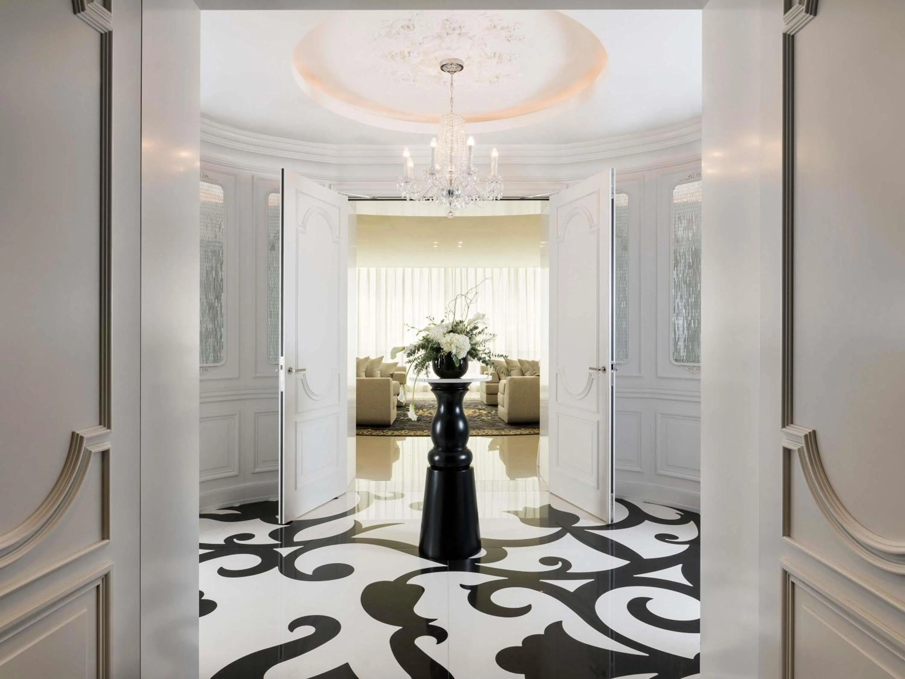 Bedroom in Mondrian Doha