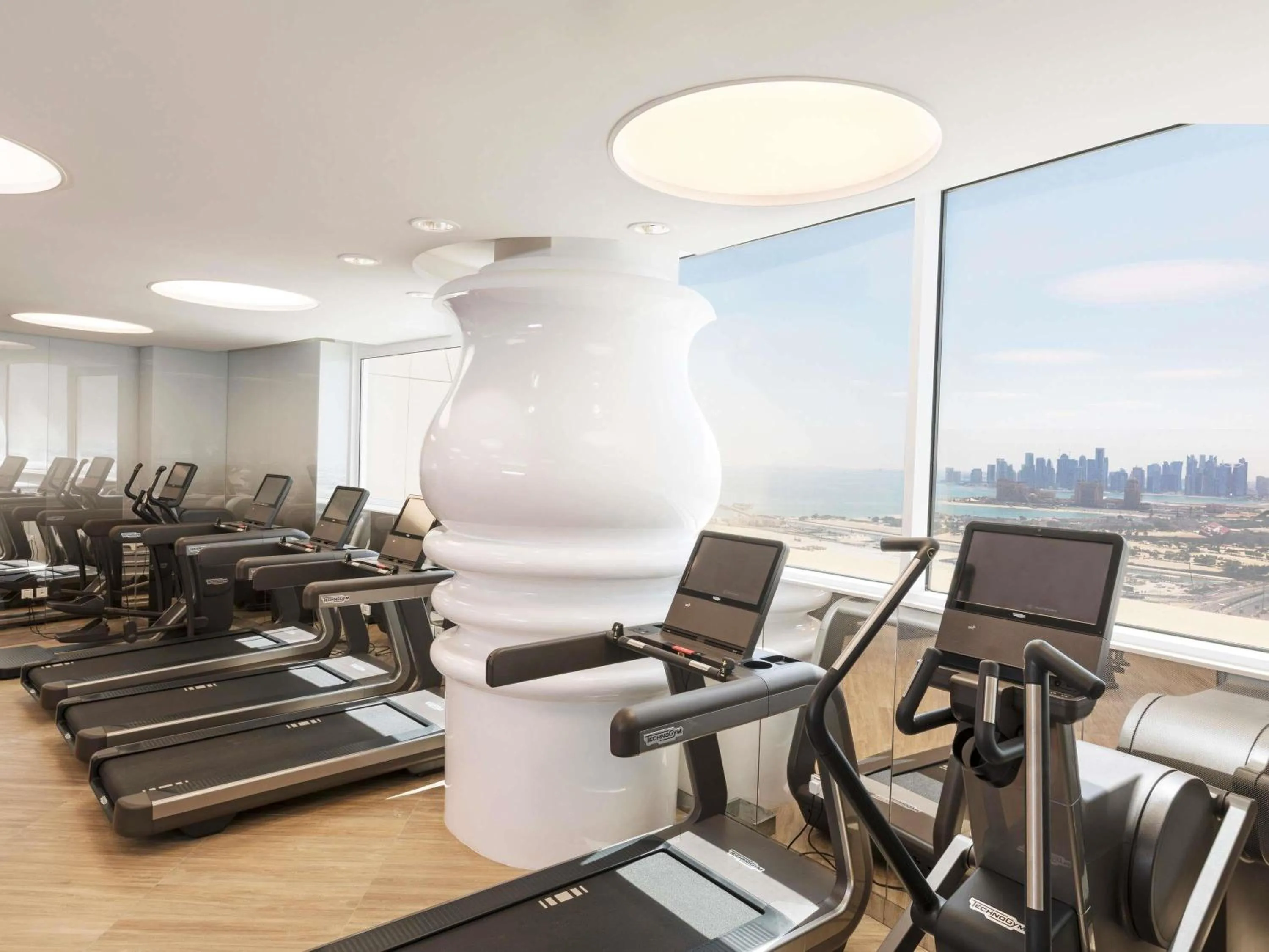 Fitness centre/facilities in Mondrian Doha