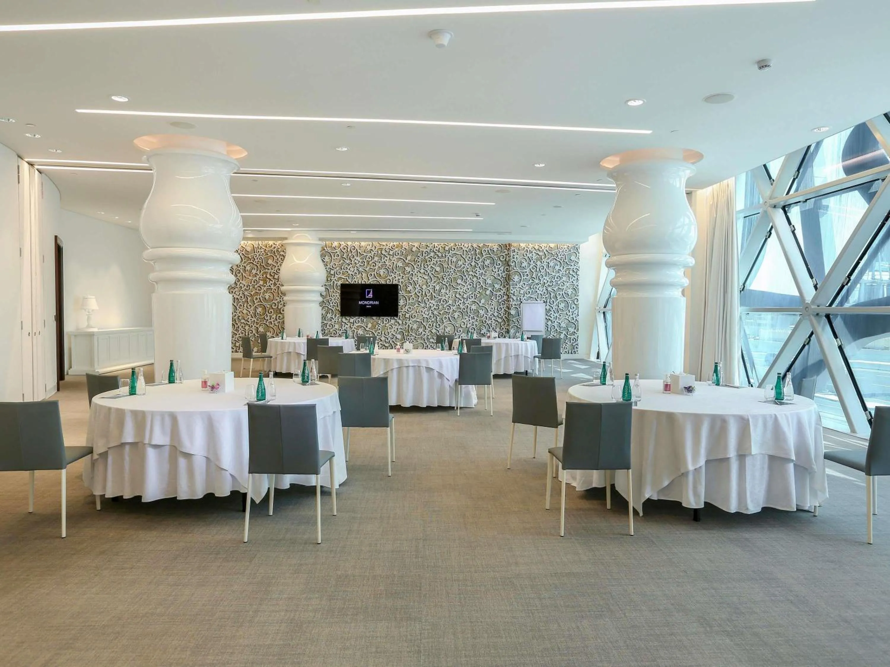 Meeting/conference room in Mondrian Doha