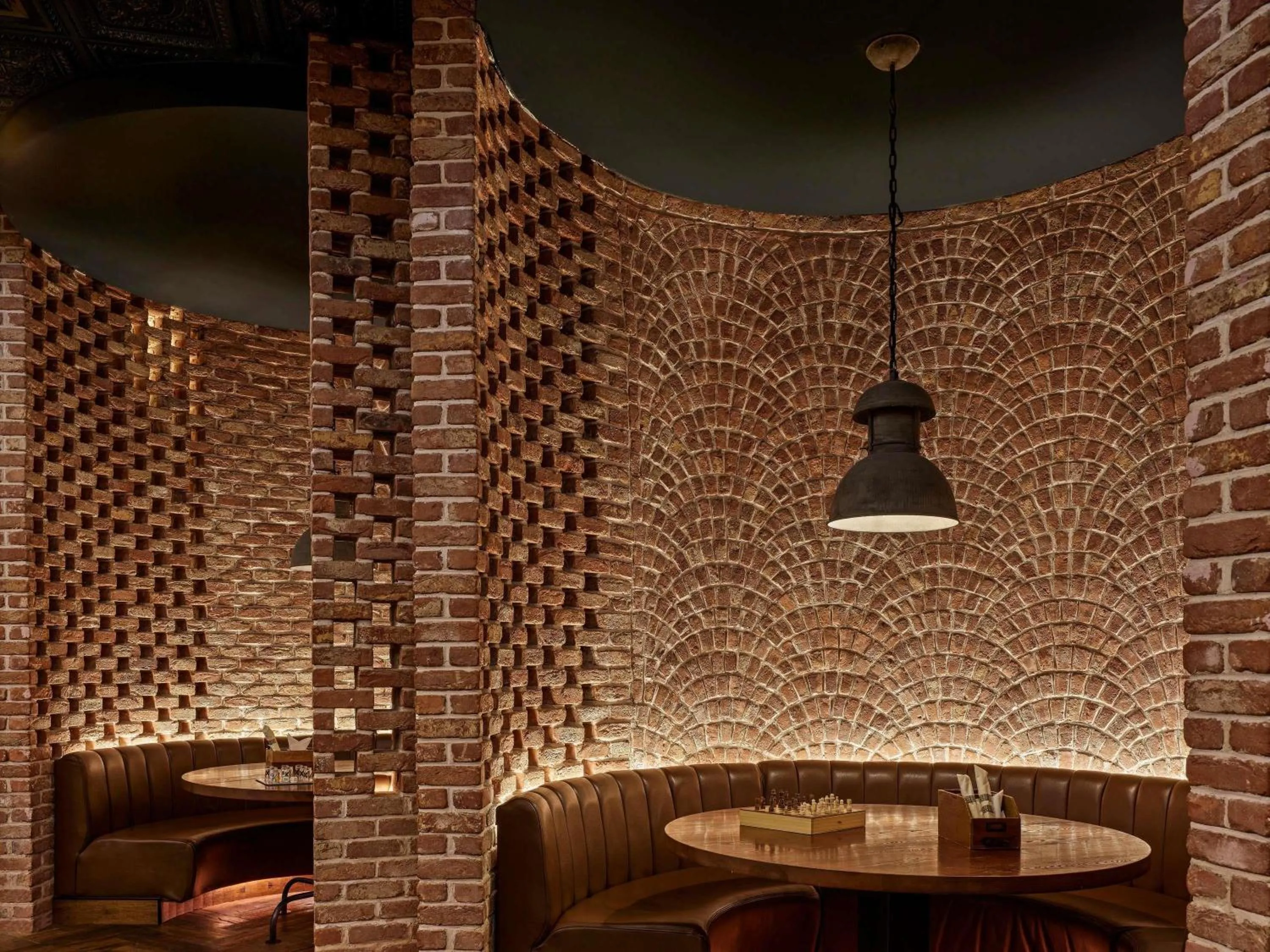 Restaurant/places to eat in Mondrian Doha