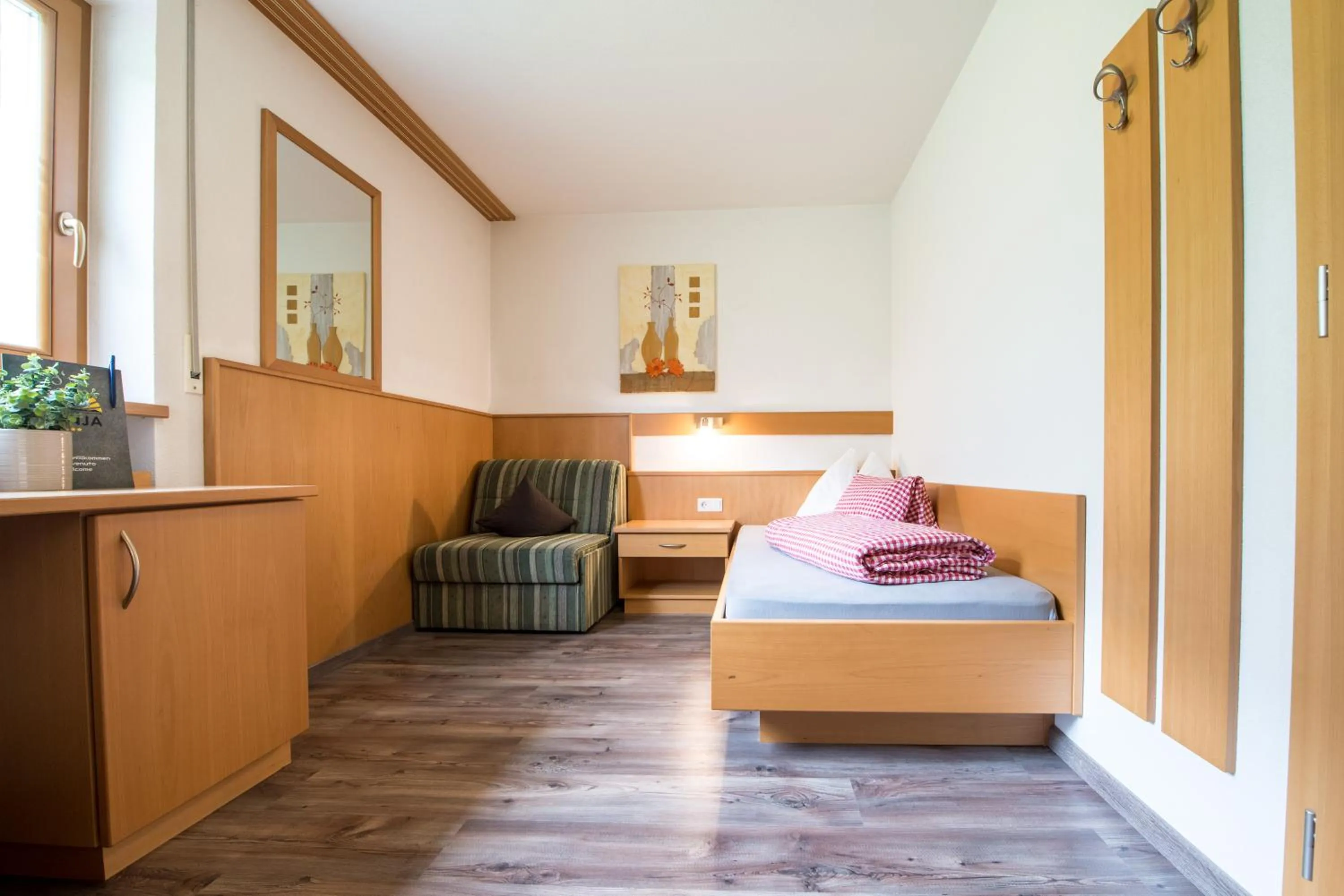 Photo of the whole room, Bed in Hotel Sonja