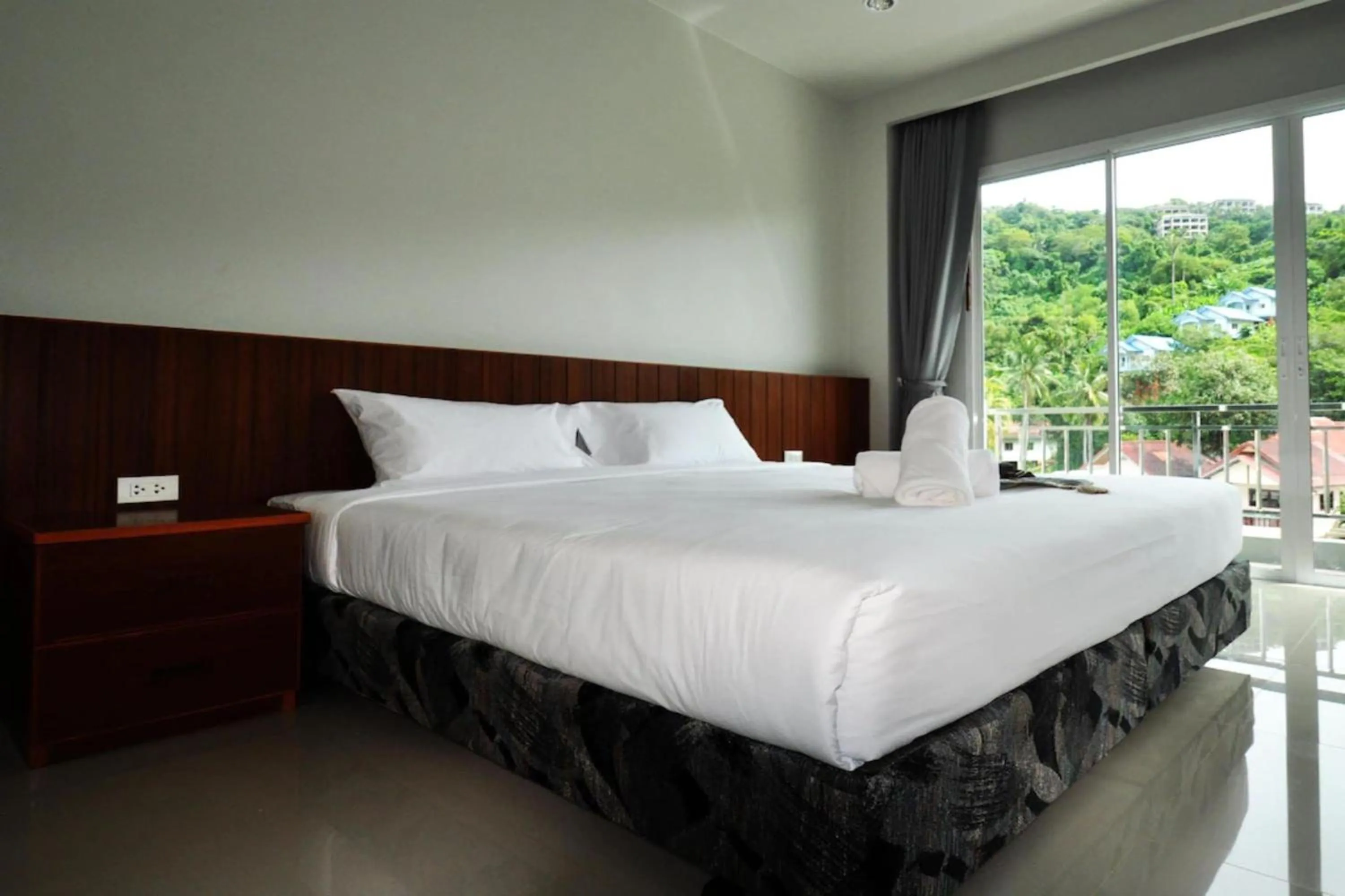 Bedroom, Bed in Choophorn House SHA